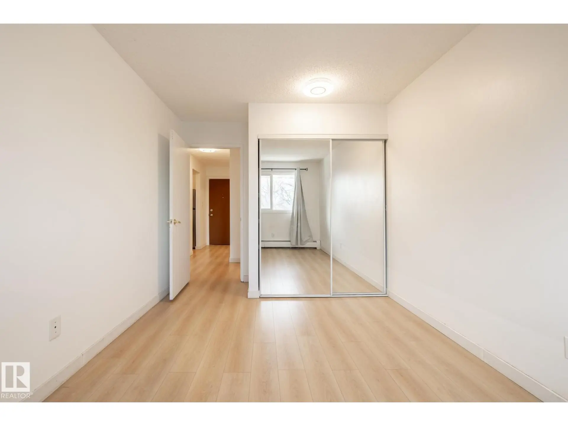 #303 10620 104 ST NW - Image 15