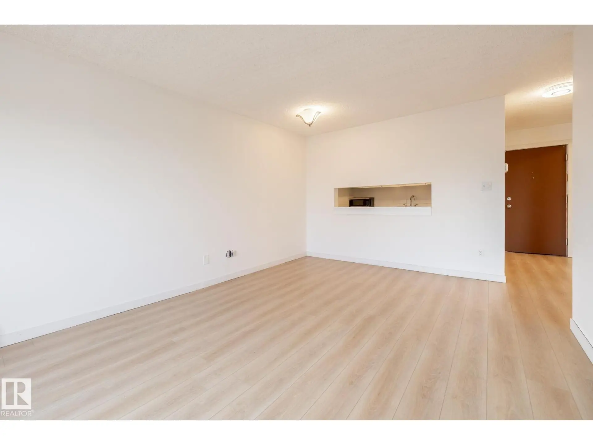 #303 10620 104 ST NW - Image 9