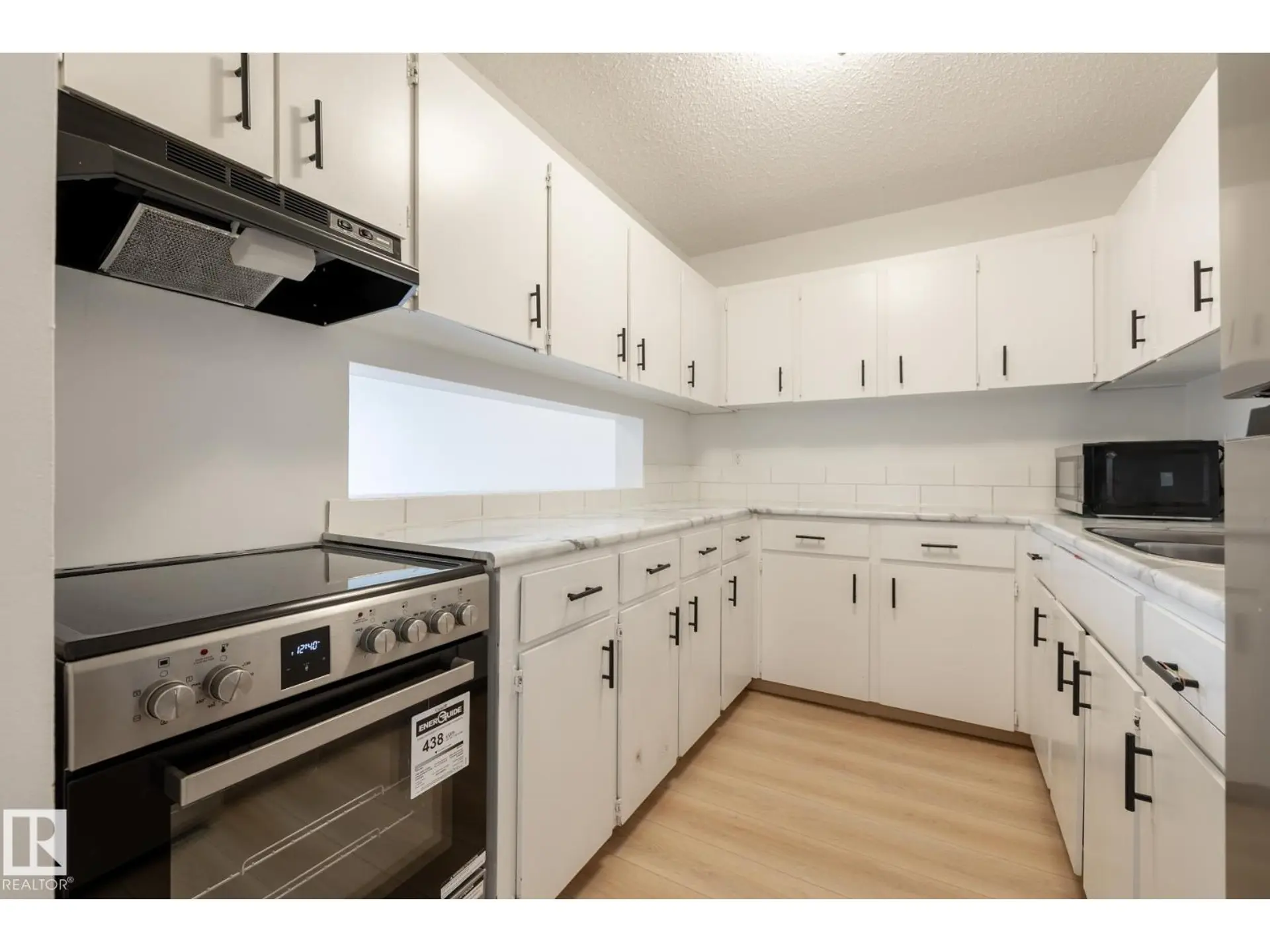 #303 10620 104 ST NW - Image 6