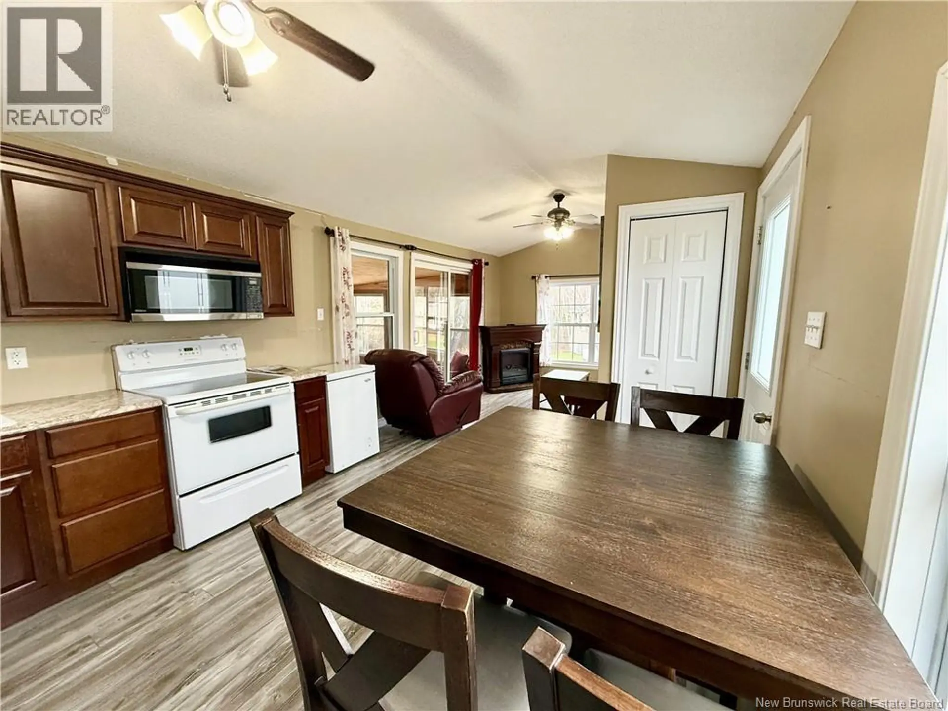 224 Birchgrove Drive - Image 6