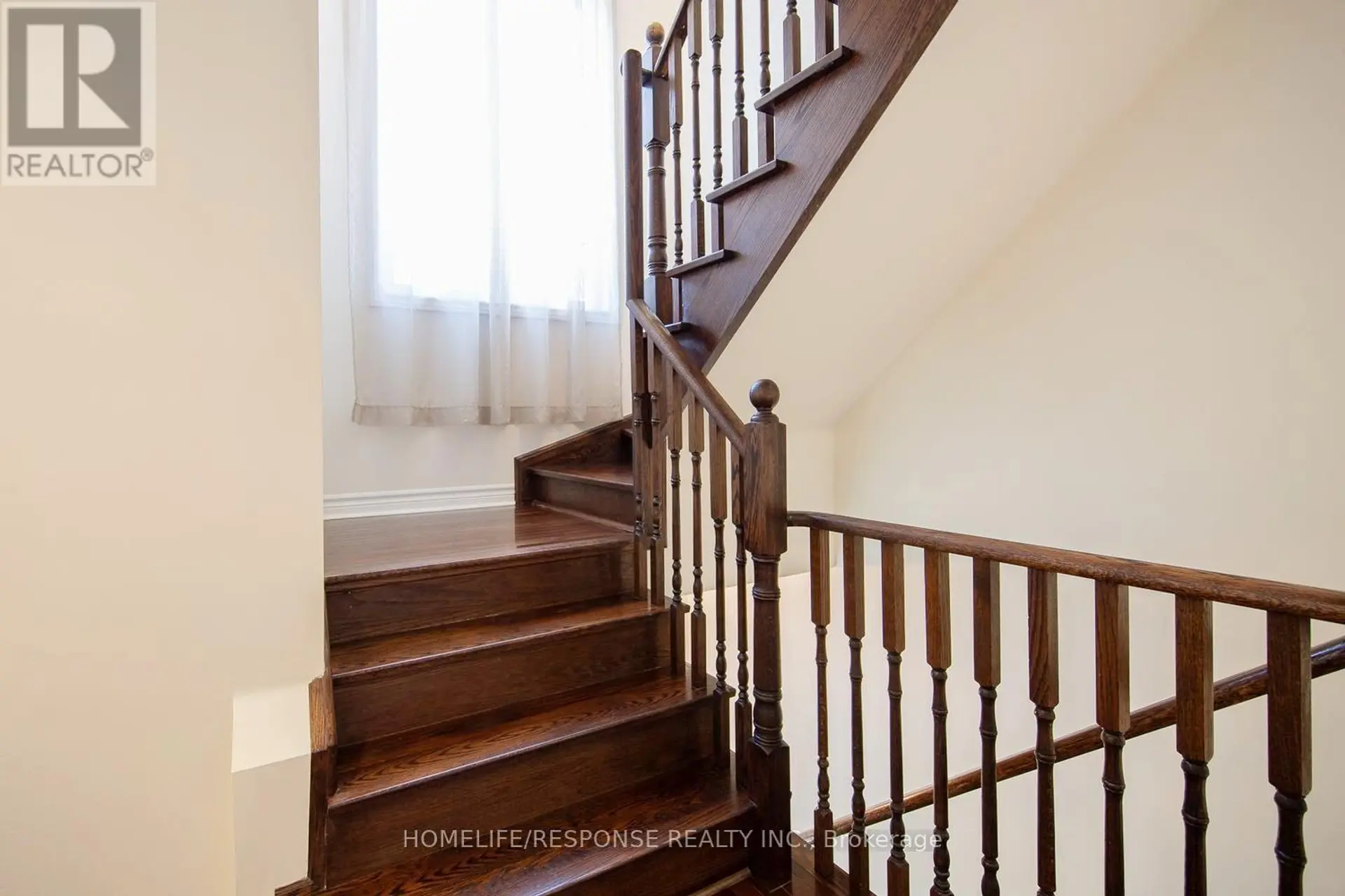 #UNIT 8 15 OLD COLONY ROAD - Image 9