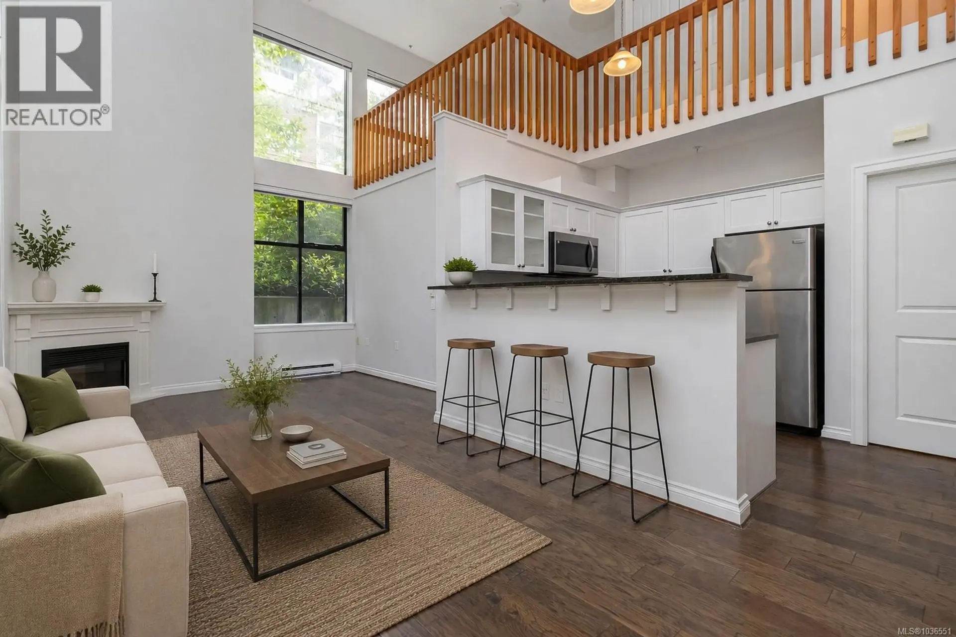 #104 820 Short St - Image 4