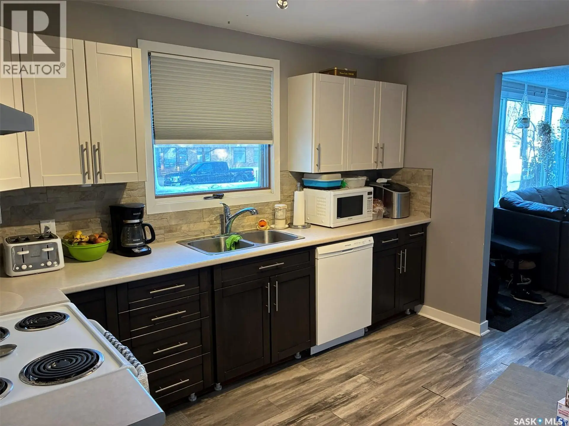 516 3rd STREET W - Image 4