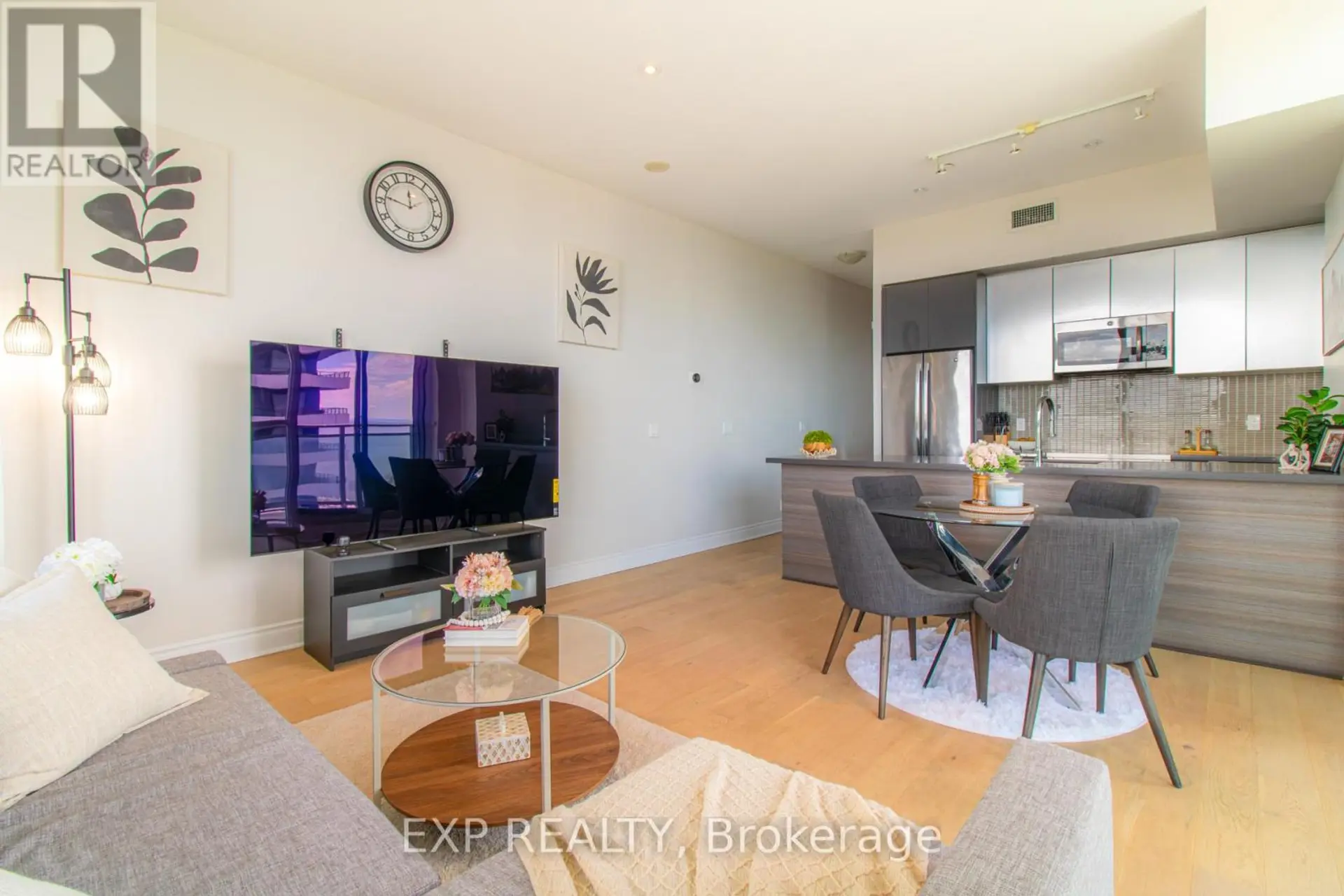 #LPH3802 33 SHORE BREEZE DRIVE - Image 3