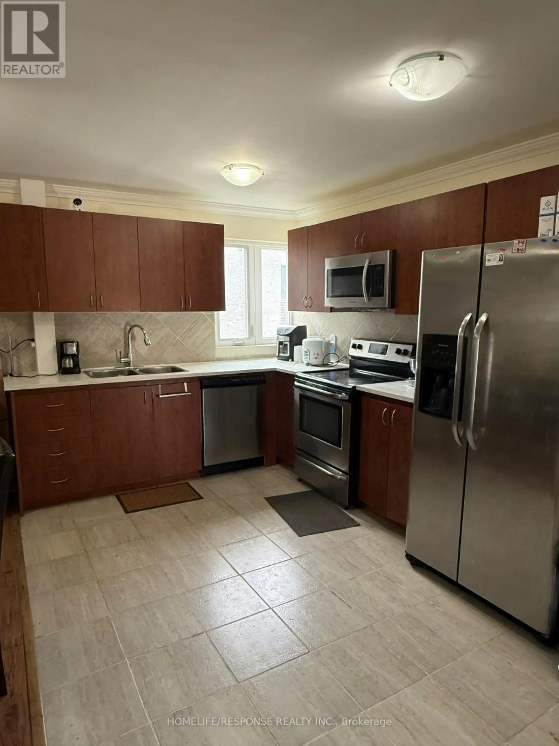 #158 1055 DUNDAS STREET E - Image 3