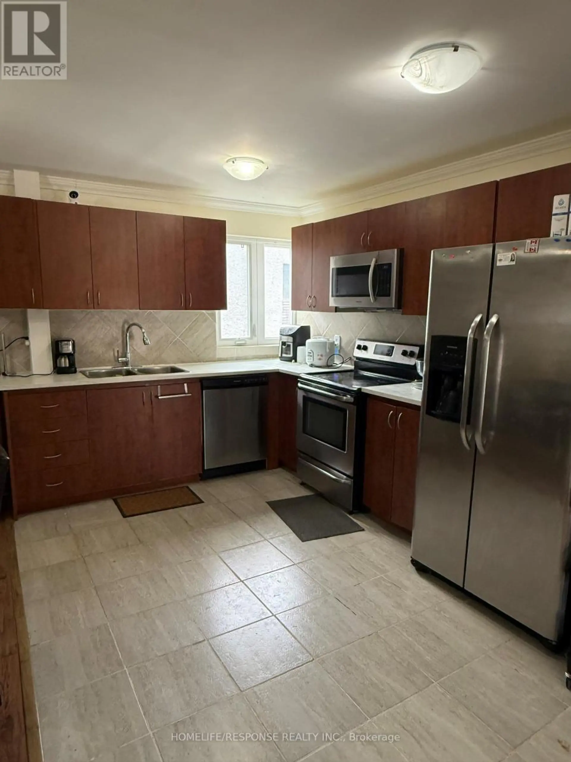 #158 1055 DUNDAS STREET E - Image 4