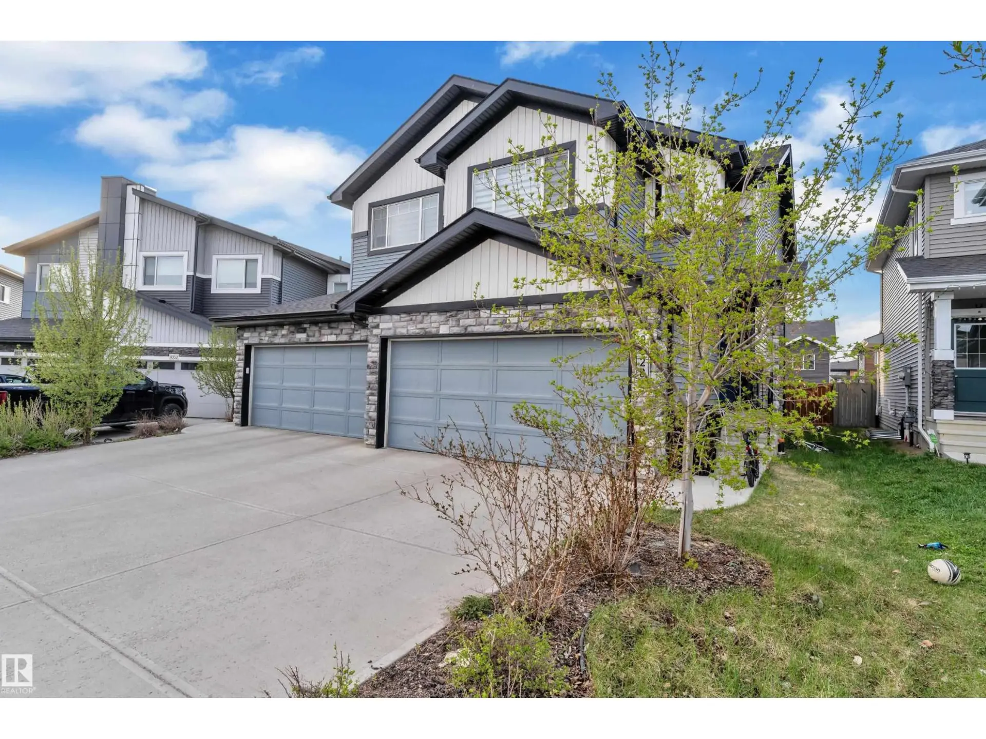 9328 PEAR LINK LI SW - Image 2