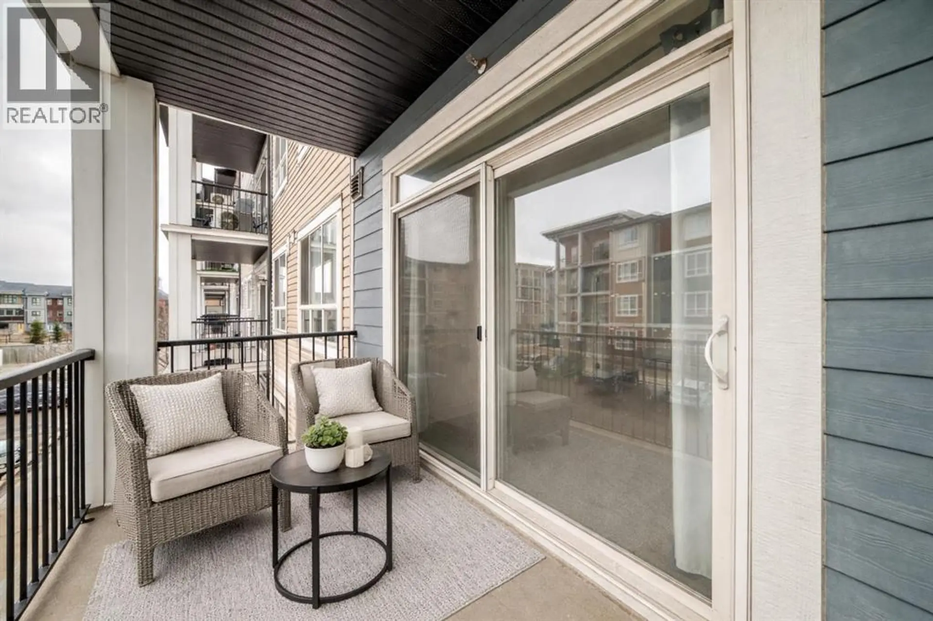 #211 10 Walgrove Walk SE - Image 16