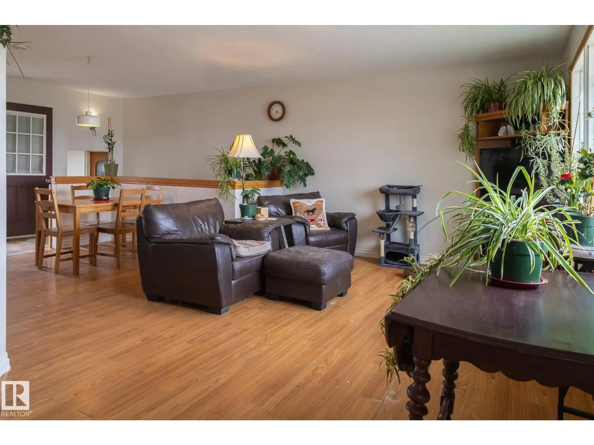 5132 49 AV - Image 9