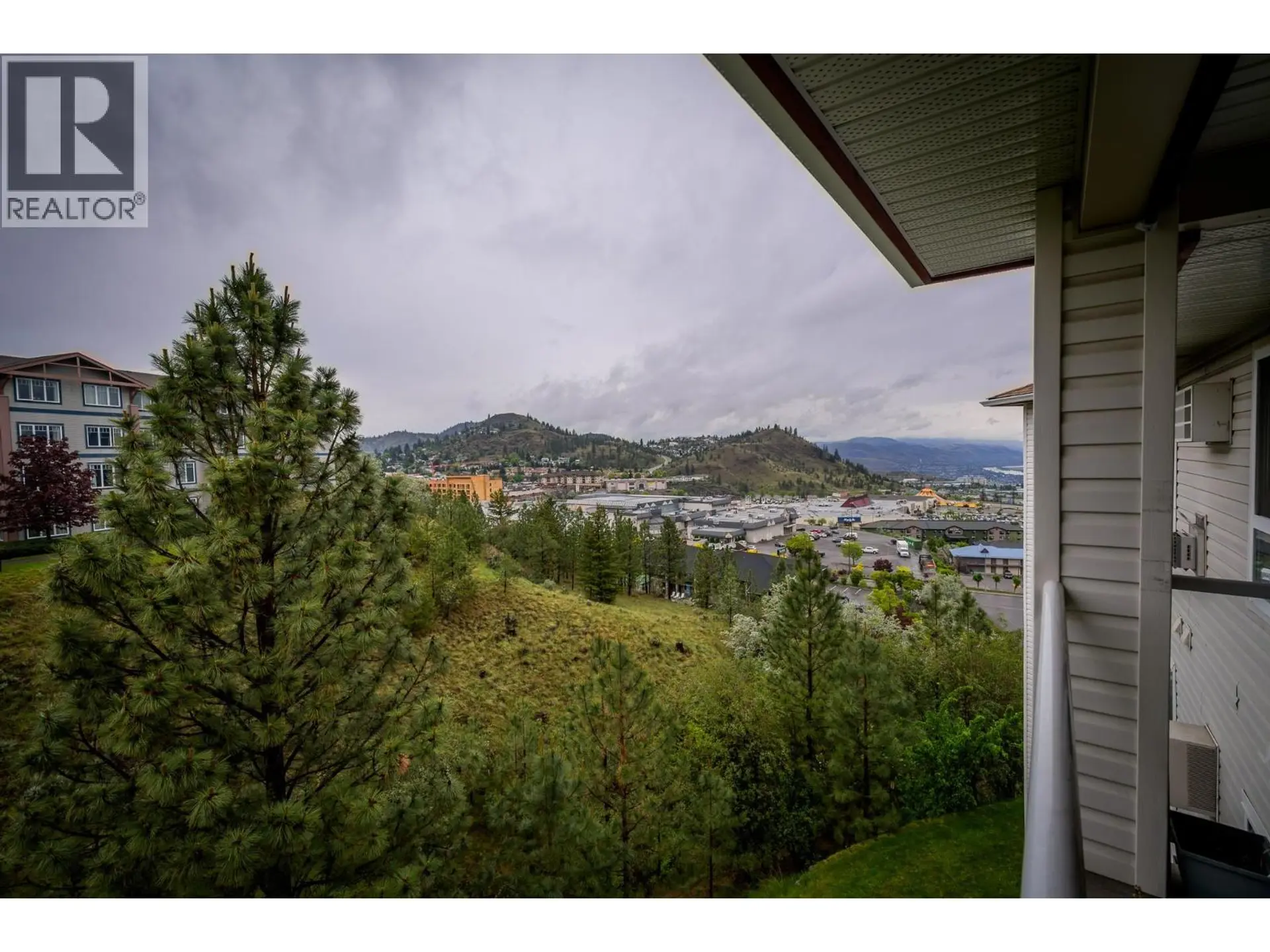 #411 1120 HUGH ALLAN Drive - Image 15
