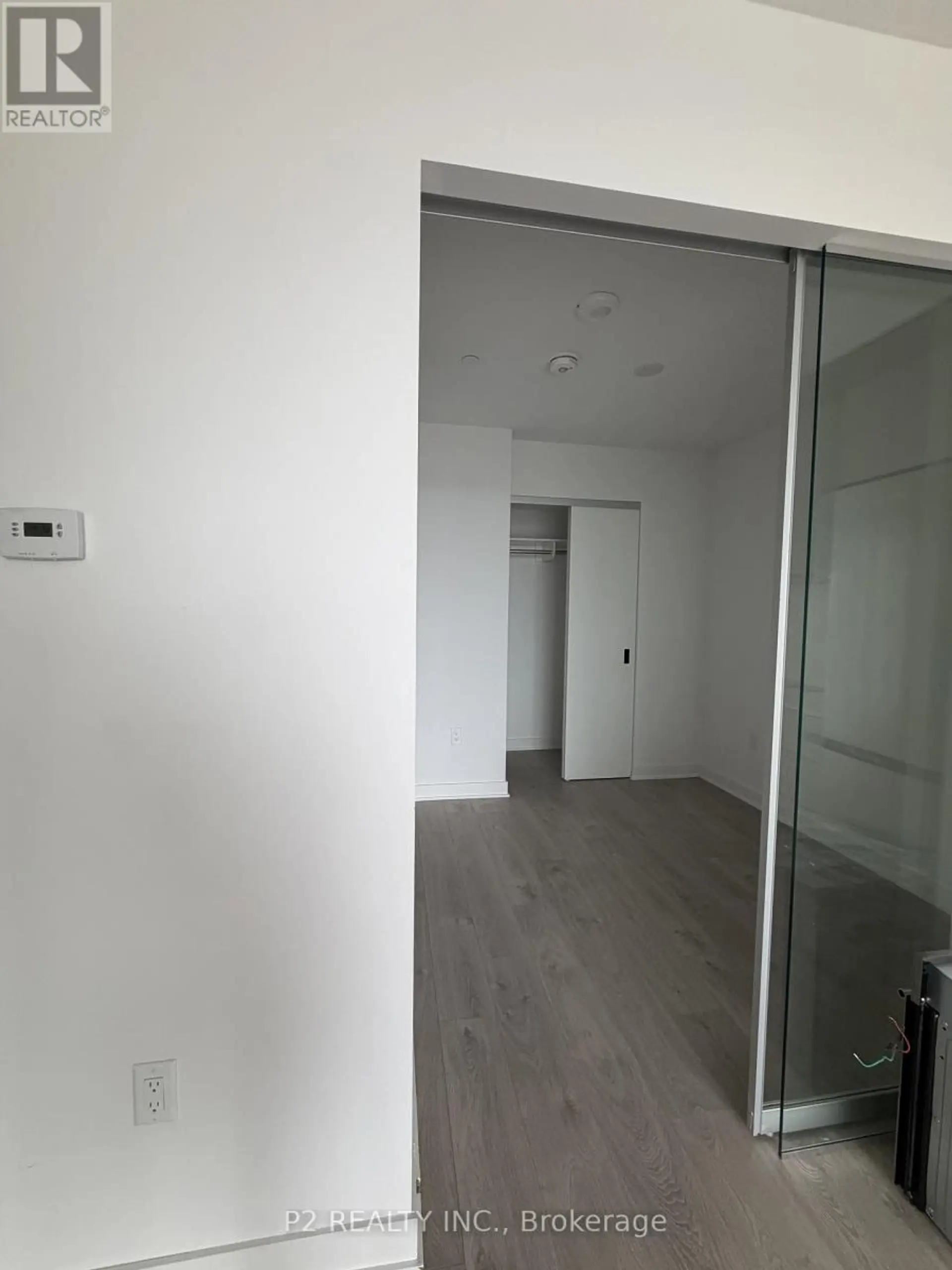 #628 36 ZORRA STREET - Image 4
