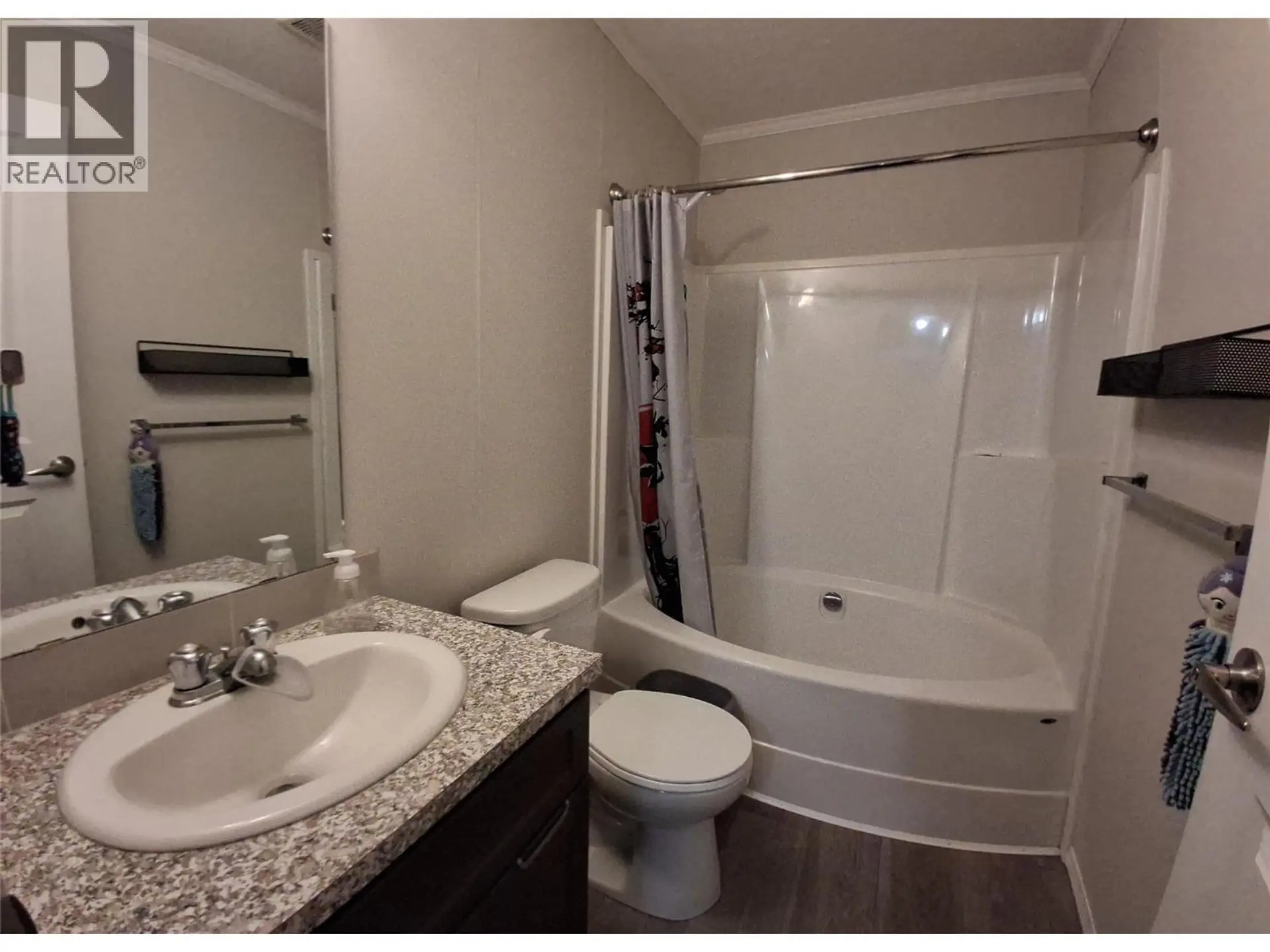 #10 235 Aylmer Road - Image 13