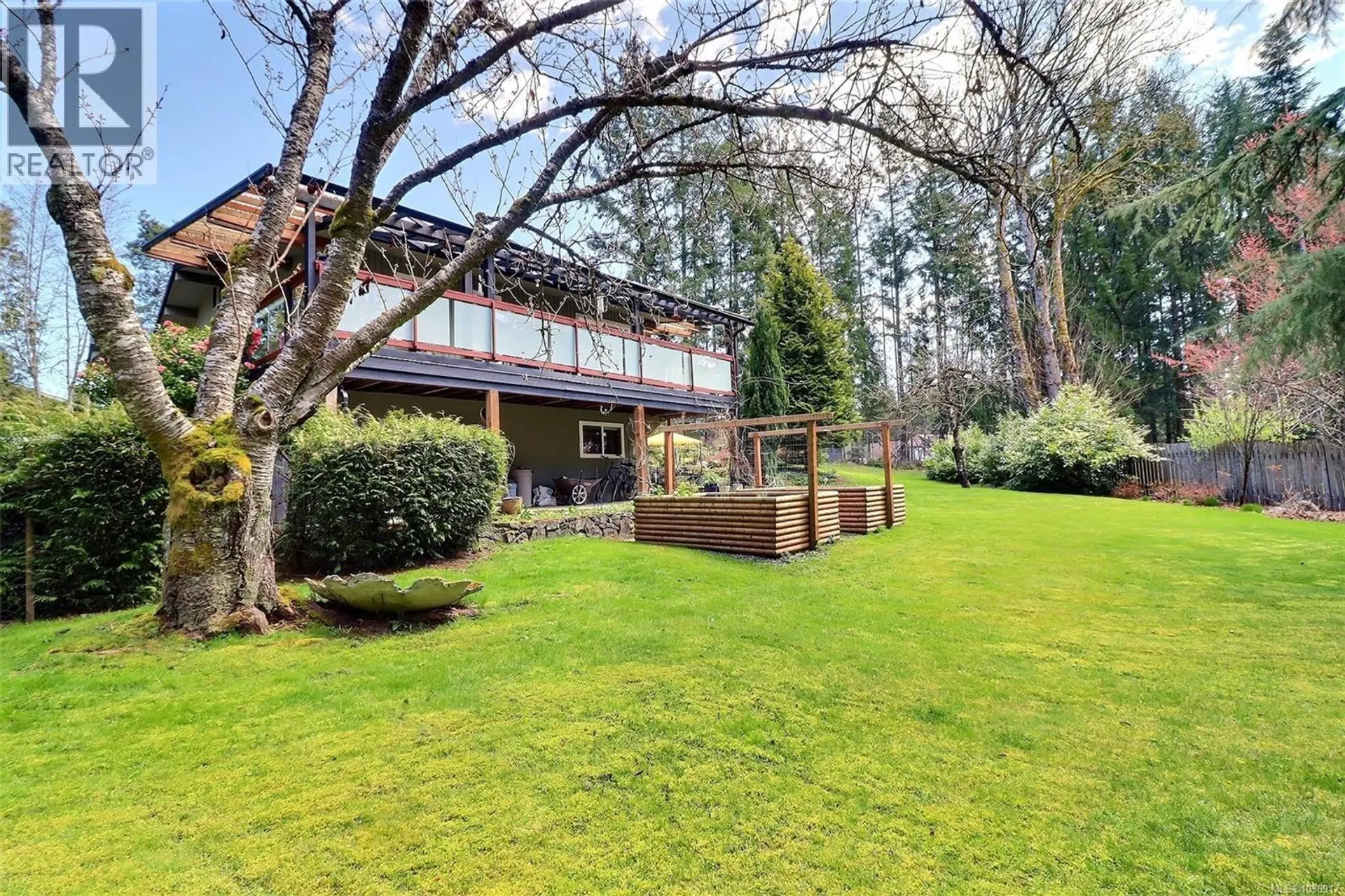 2128 Calais Rd - Image 11