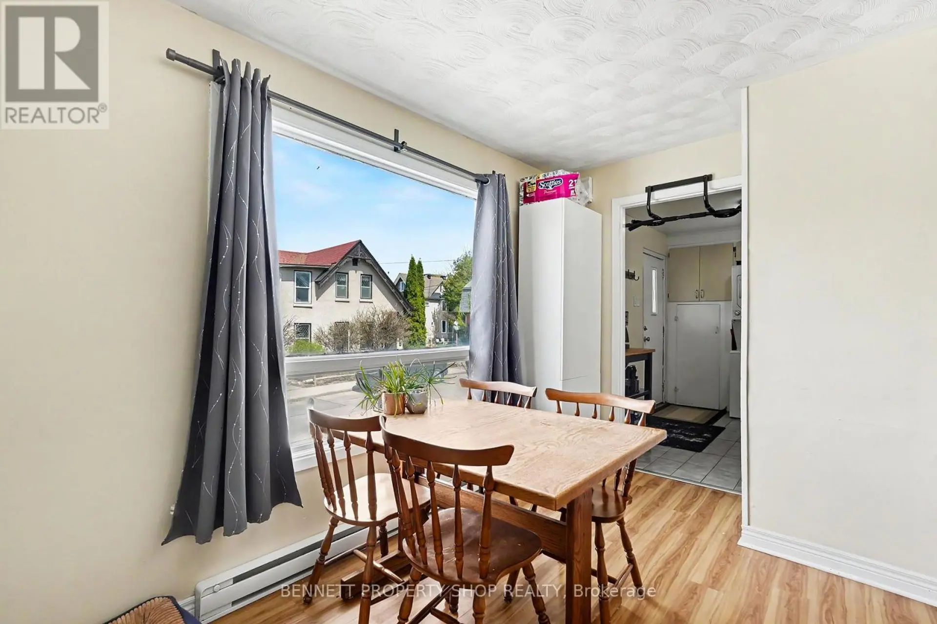 136 GLENORA STREET - Image 6