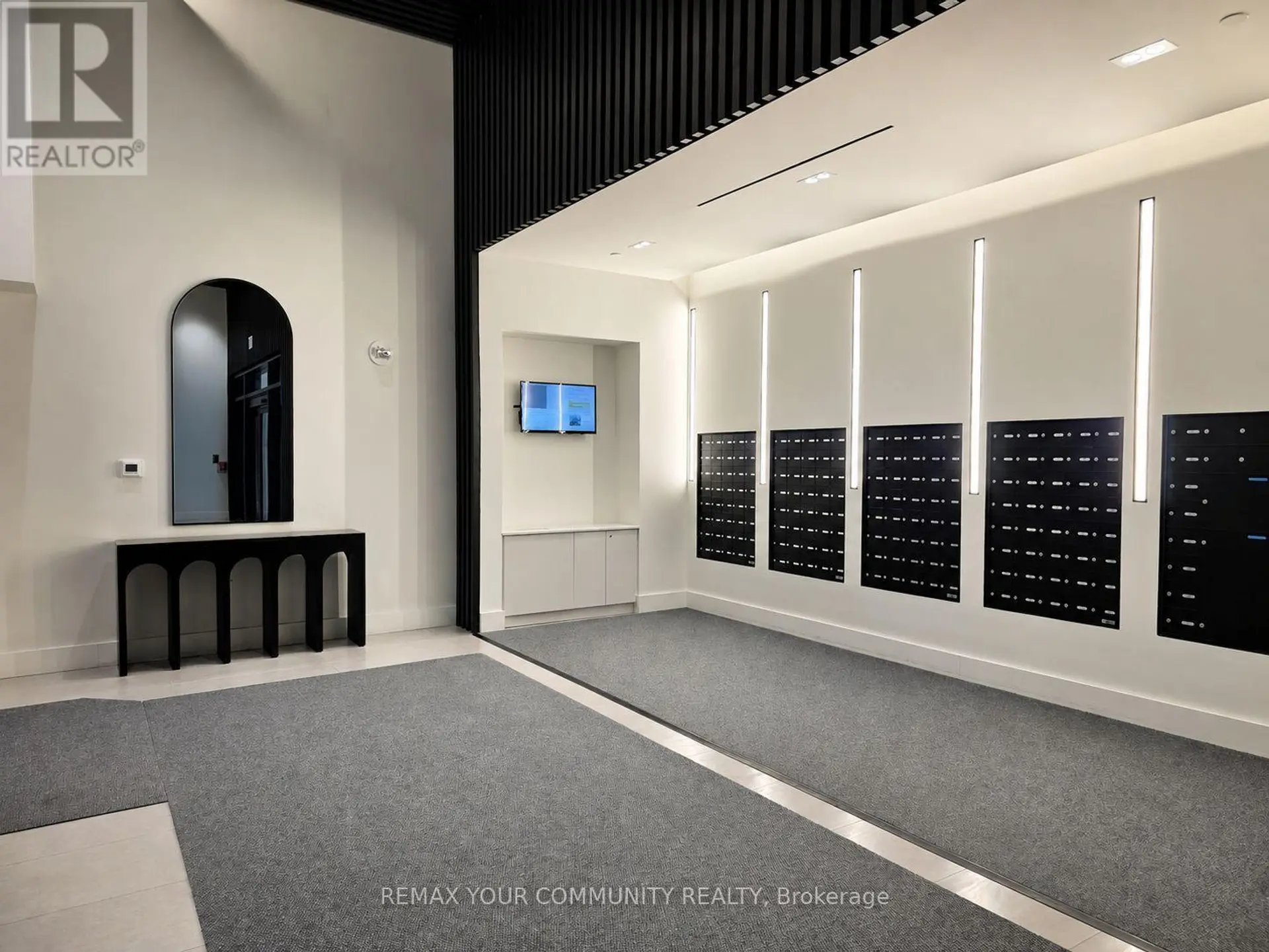 #202W 3 ROSEWATER STREET - Image 12