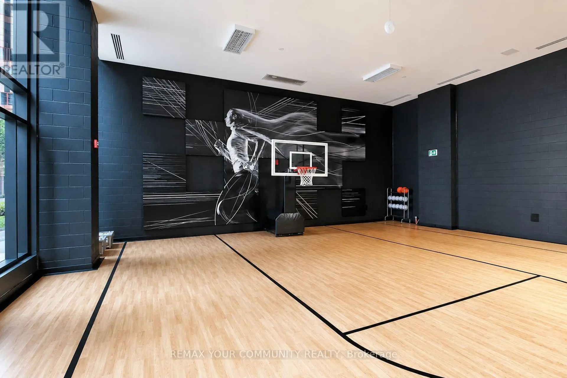 #202W 3 ROSEWATER STREET - Image 14