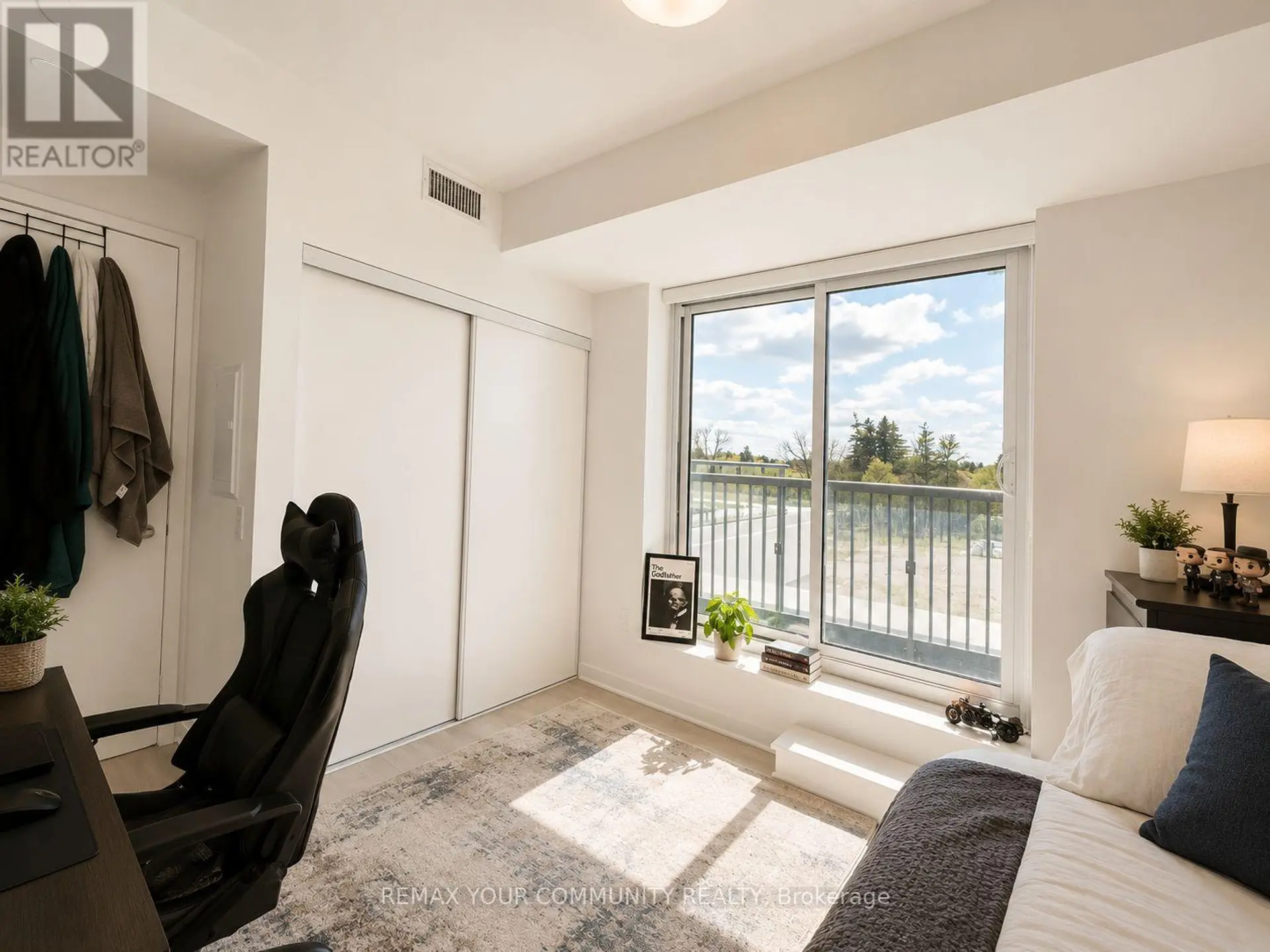 #202W 3 ROSEWATER STREET - Image 9