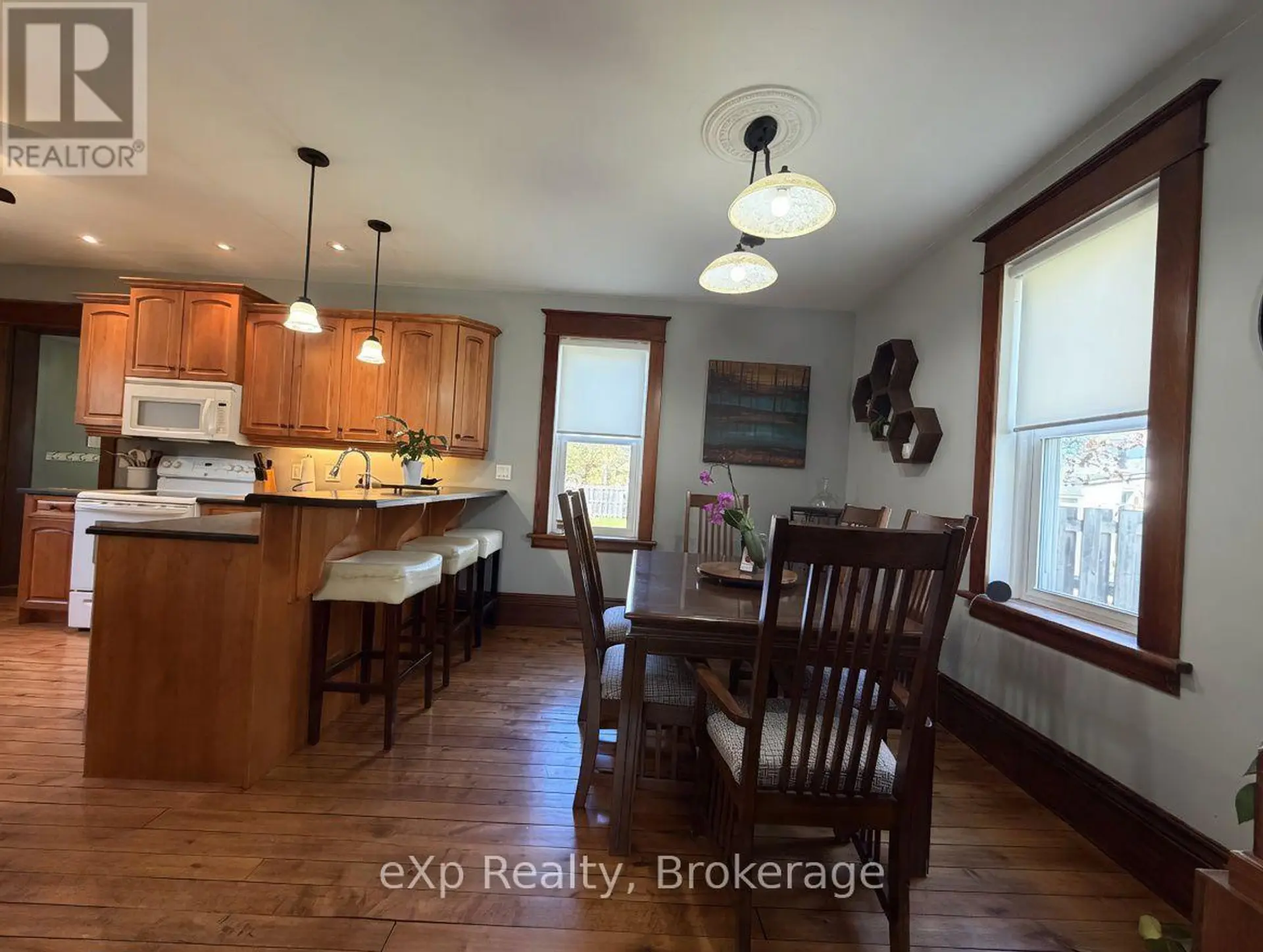625 GIBSON STREET - Image 9