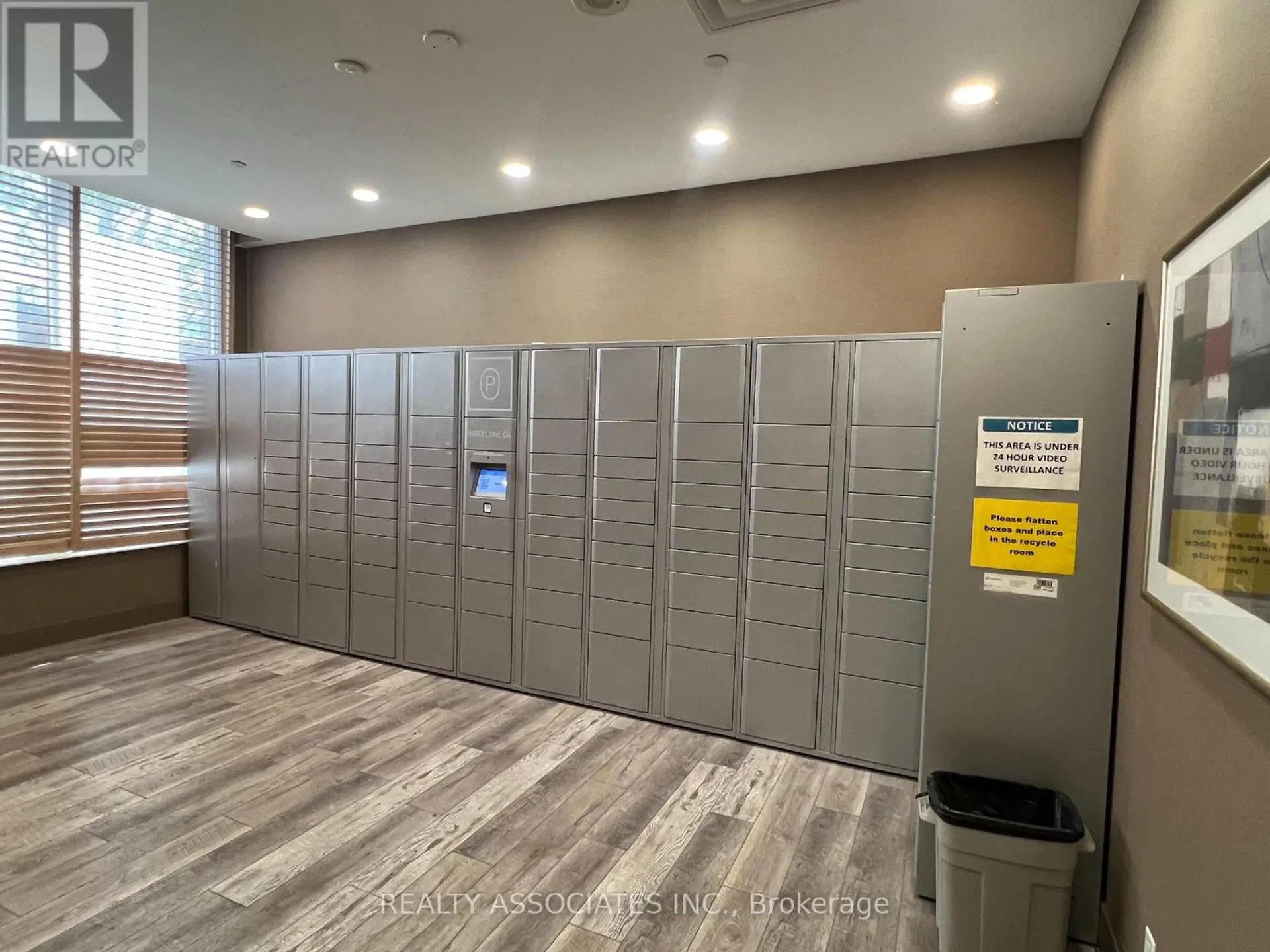 #918 8 MONDEO DRIVE - Image 11