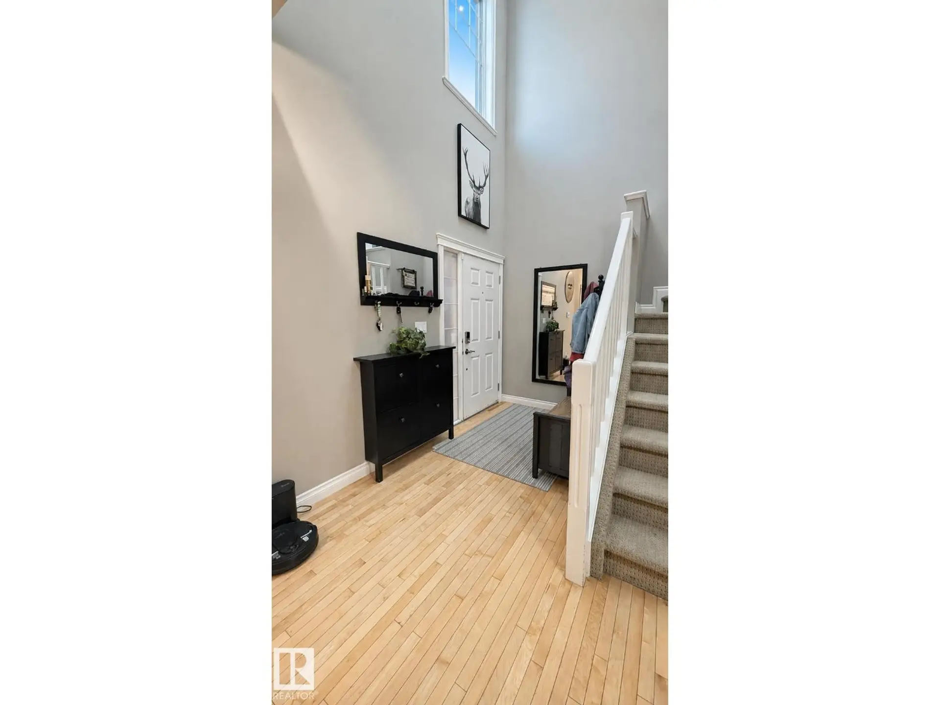 221 HENDERSON LI - Image 3
