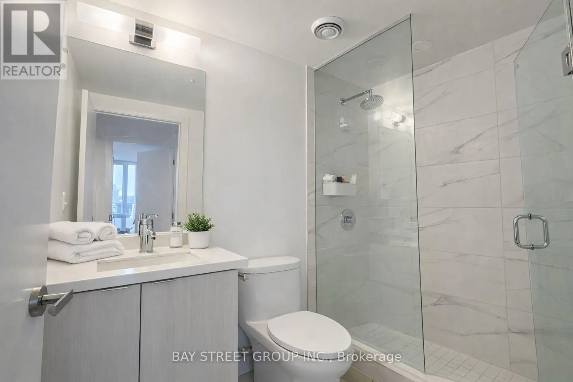 #7112 55 COOPER STREET - Image 9