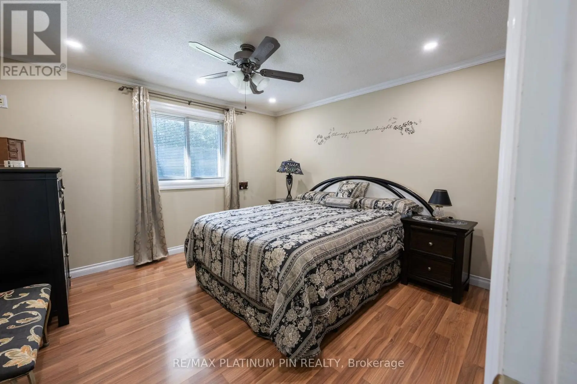 21 LONGFIELD DRIVE - Image 7