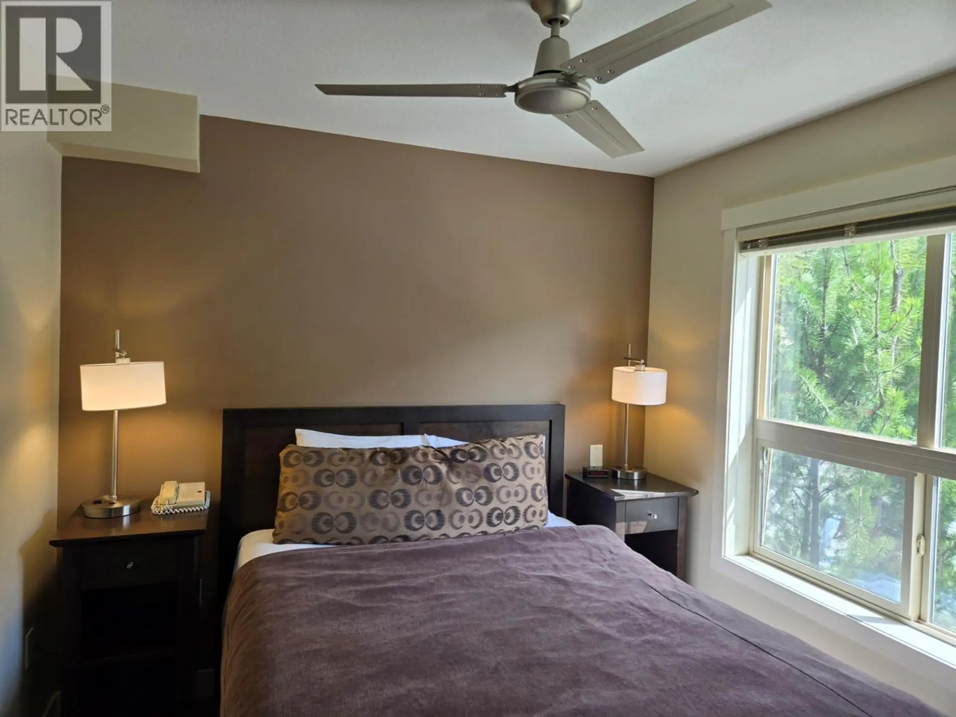 #223 B 2049 SUMMIT Drive - Image 12