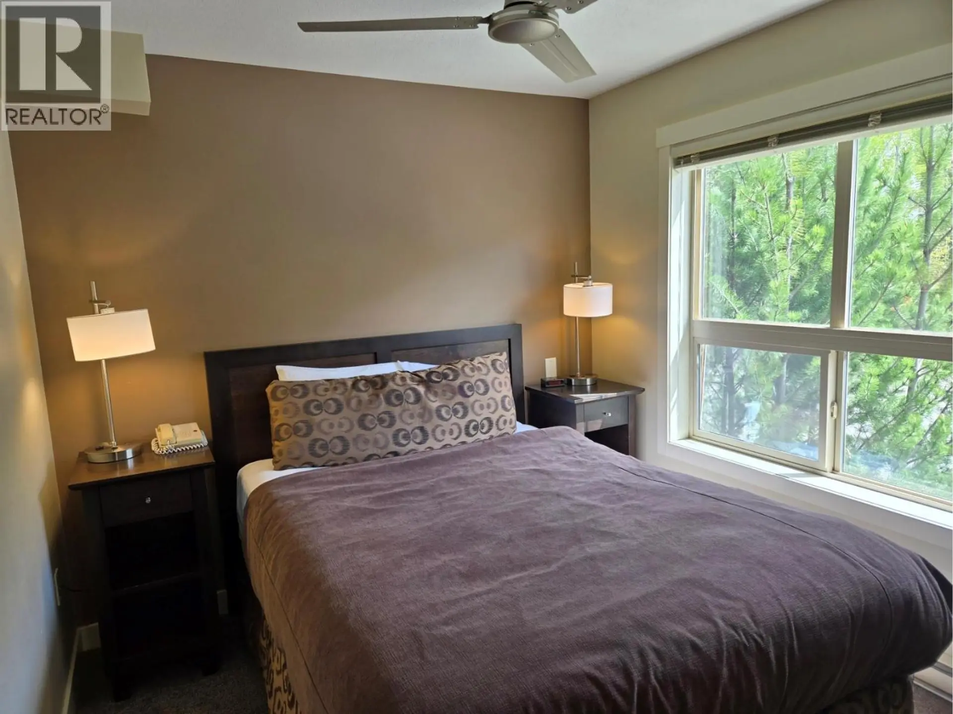 #223 B 2049 SUMMIT Drive - Image 11