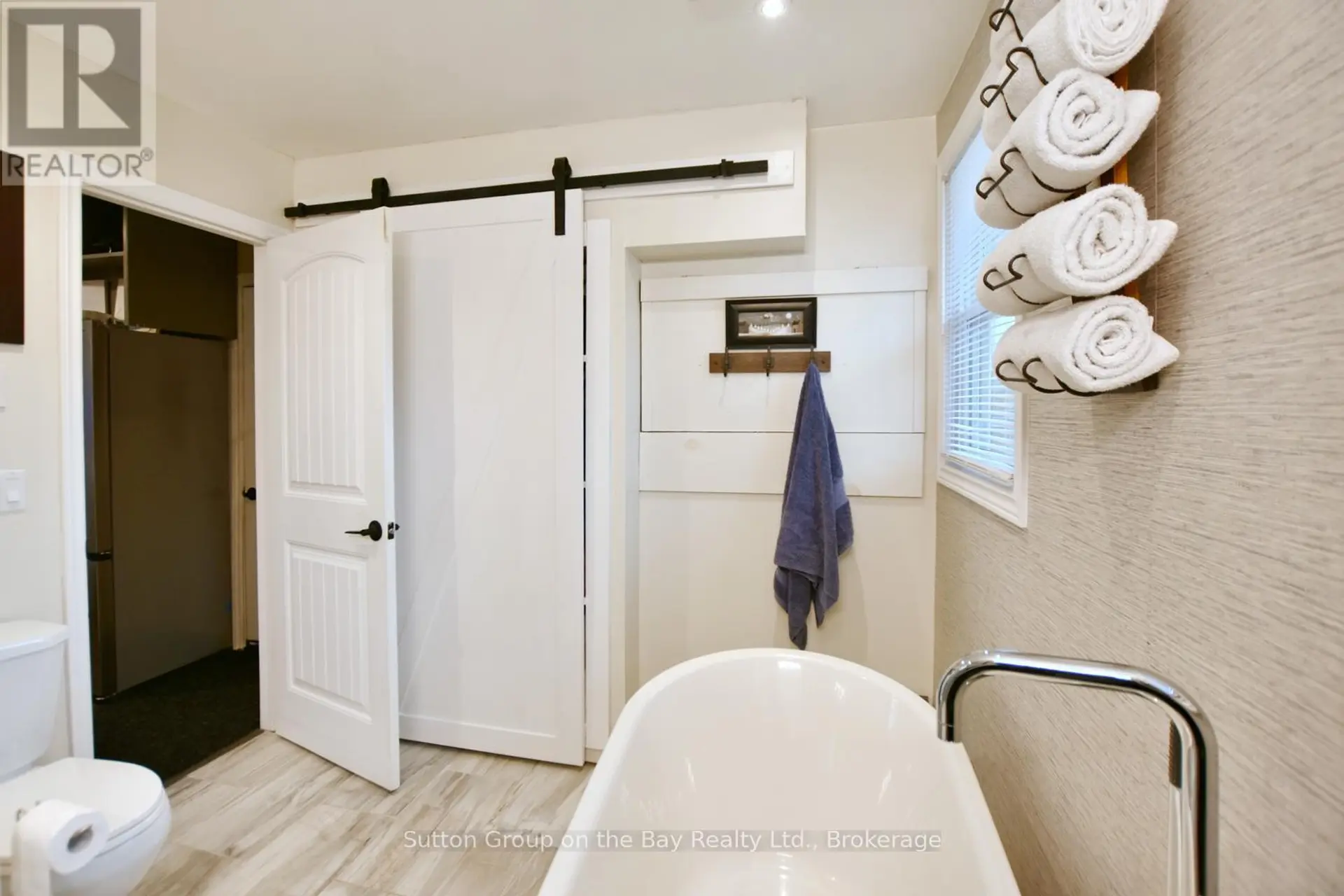 238 MCCREA DRIVE - Image 17