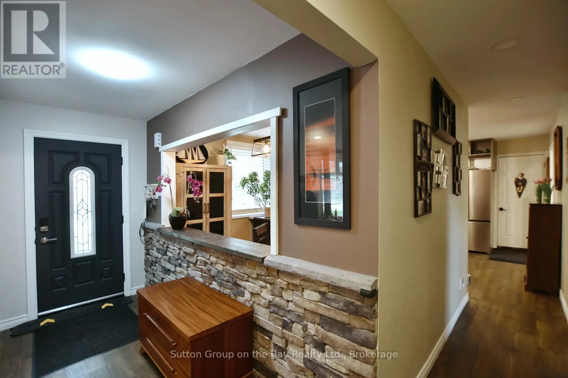 238 MCCREA DRIVE - Image 2