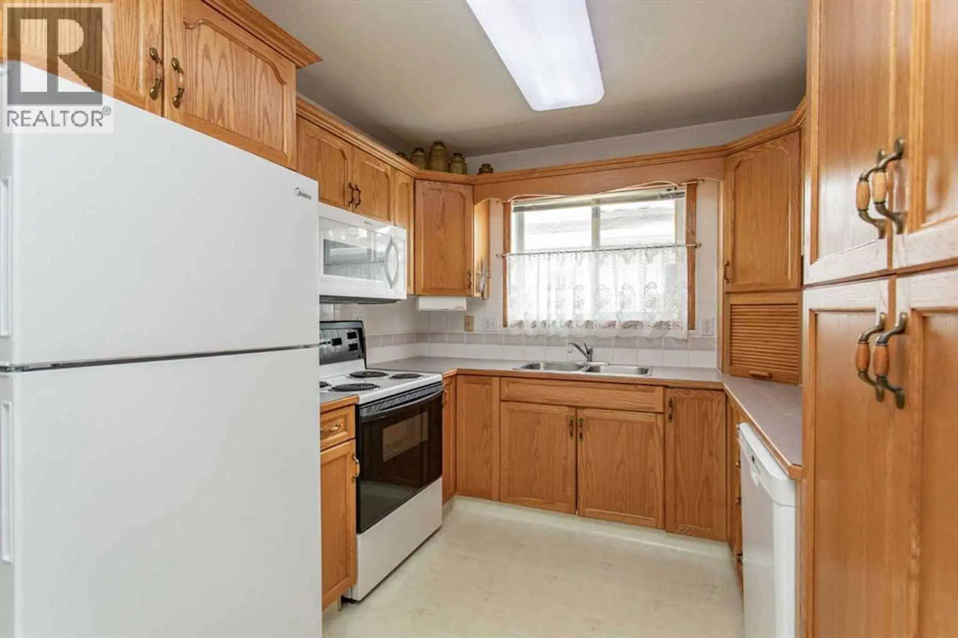 #10 5125 62 Street - Image 7