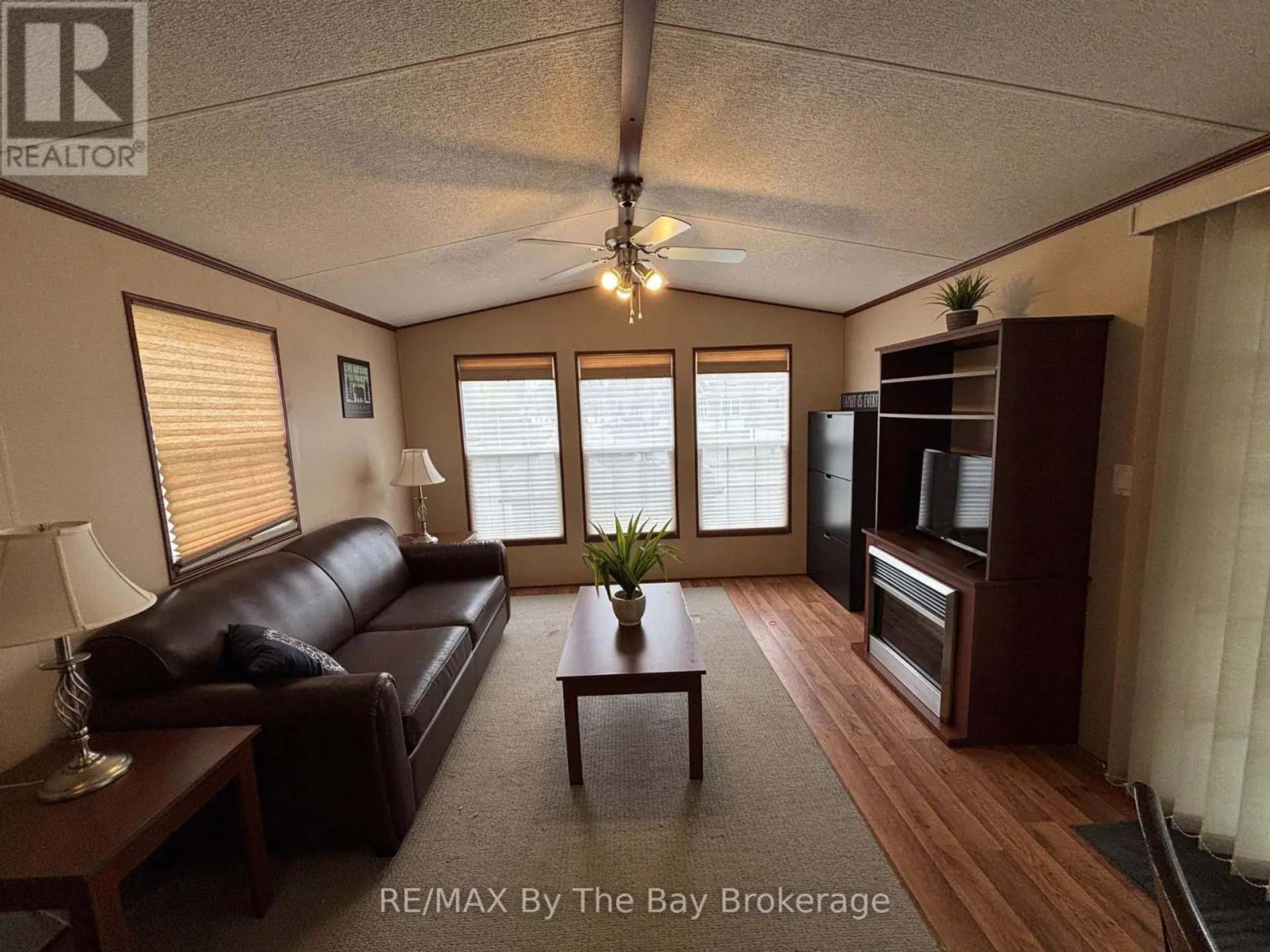 83 MADAWASKA TRAIL - Image 4