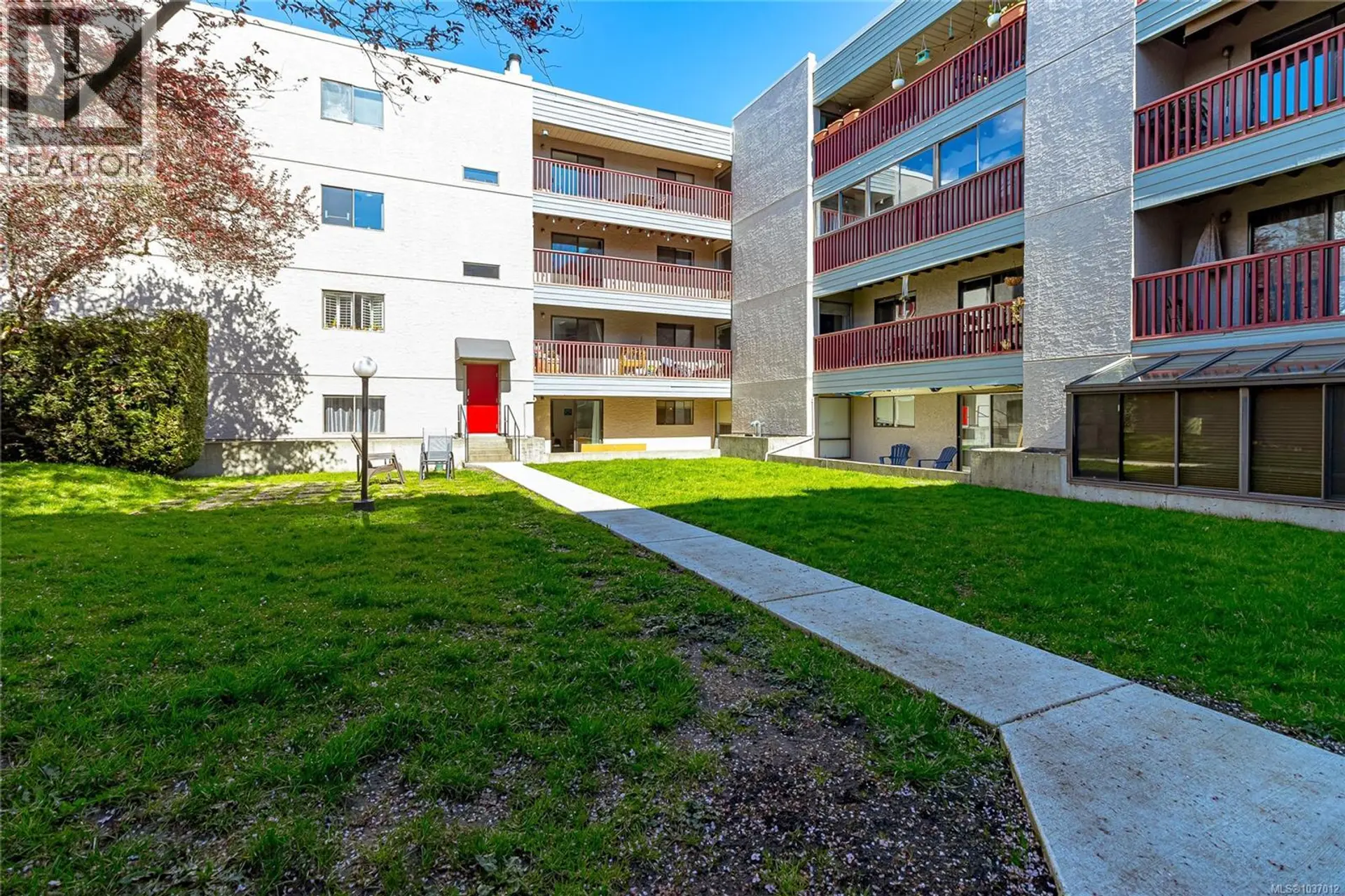 #409 3255 Glasgow Ave - Image 5