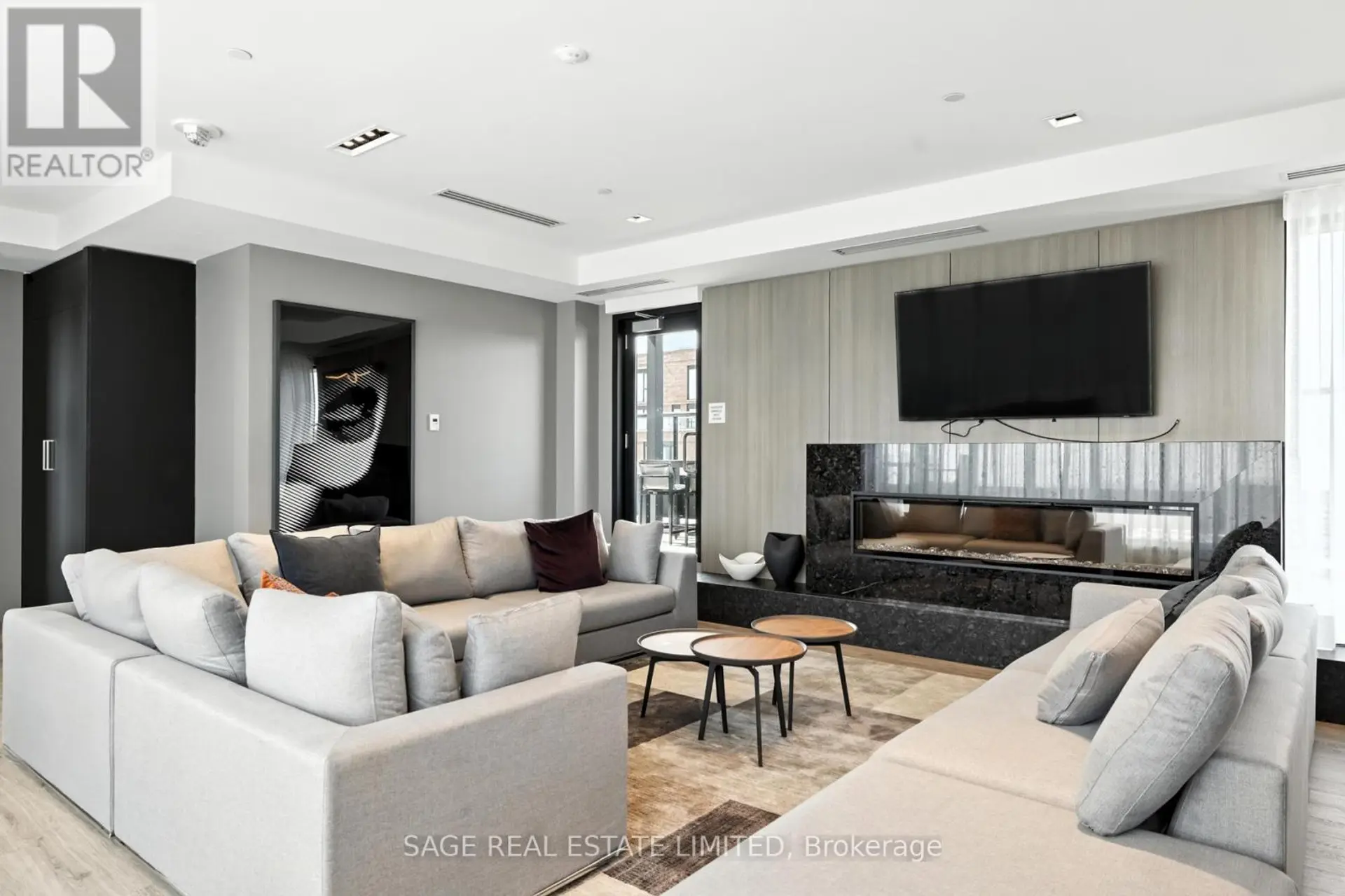 #206 863 ST CLAIR AVENUE W - Image 12