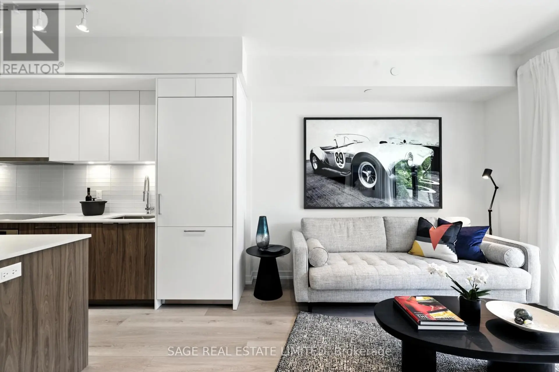 #206 863 ST CLAIR AVENUE W - Image 5