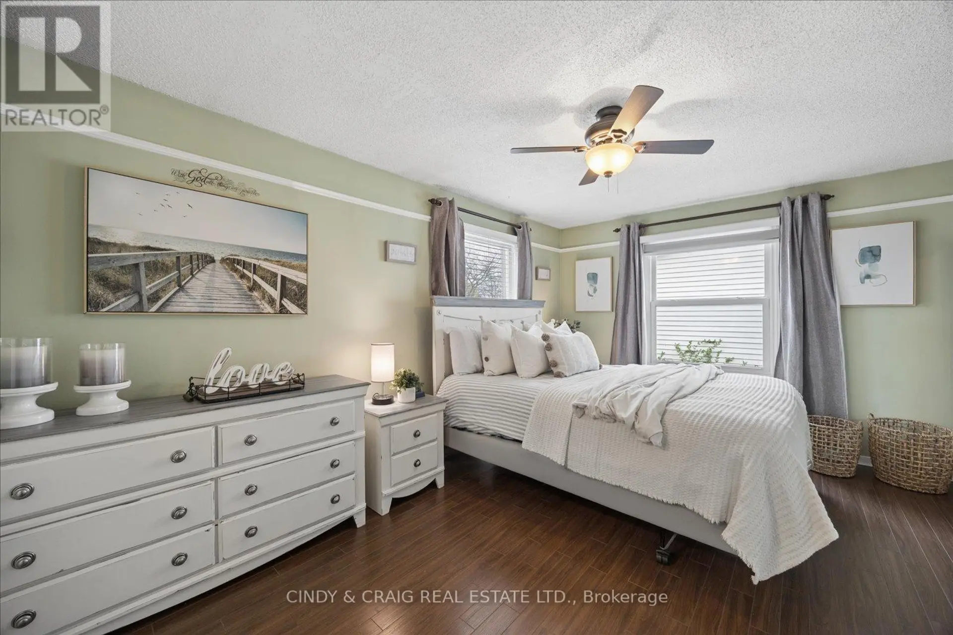 31 HILLHURST CRESCENT - Image 9