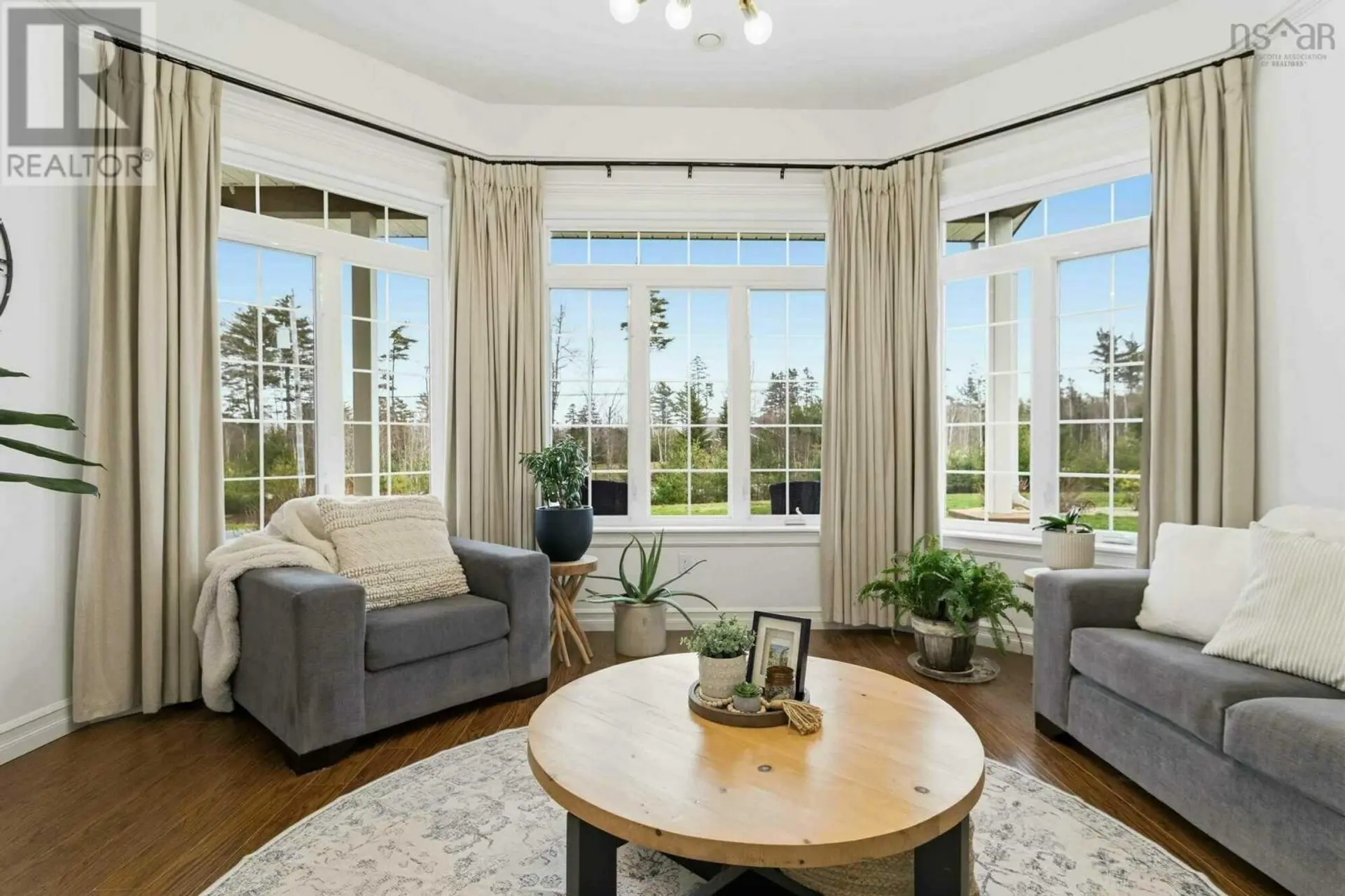 63 Danica Drive - Image 3