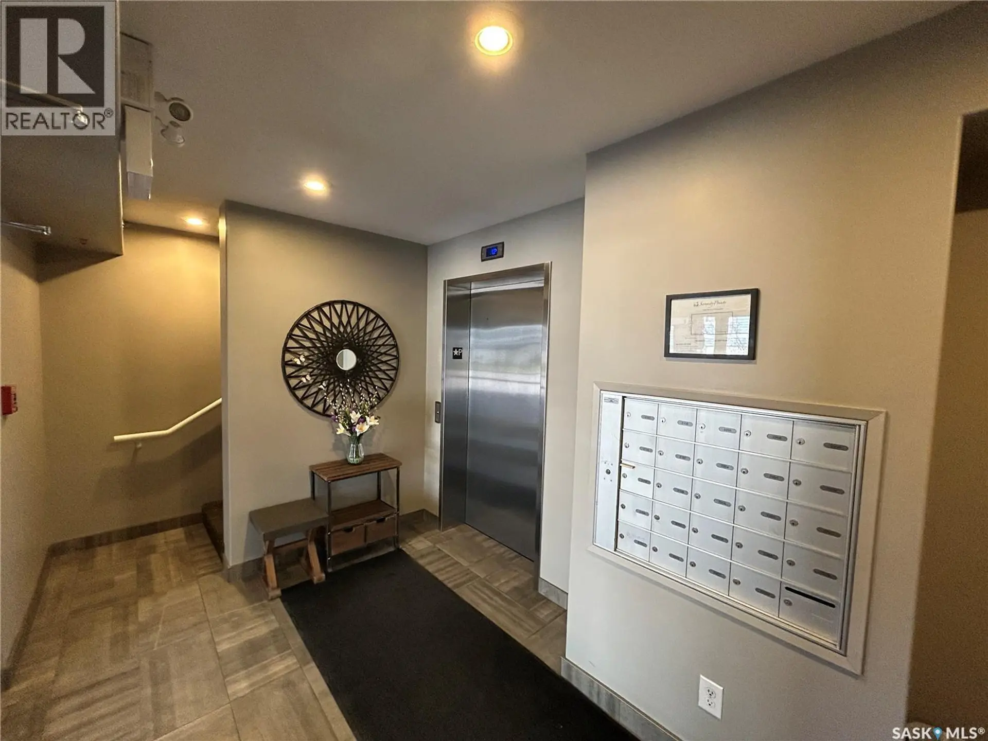 #2308 104 Willis CRESCENT - Image 2