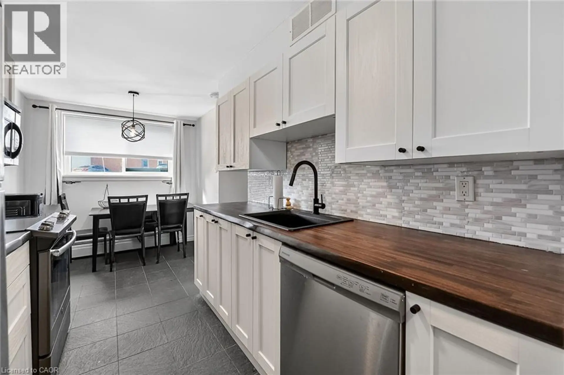 #1 37 CONROY Crescent - Image 8