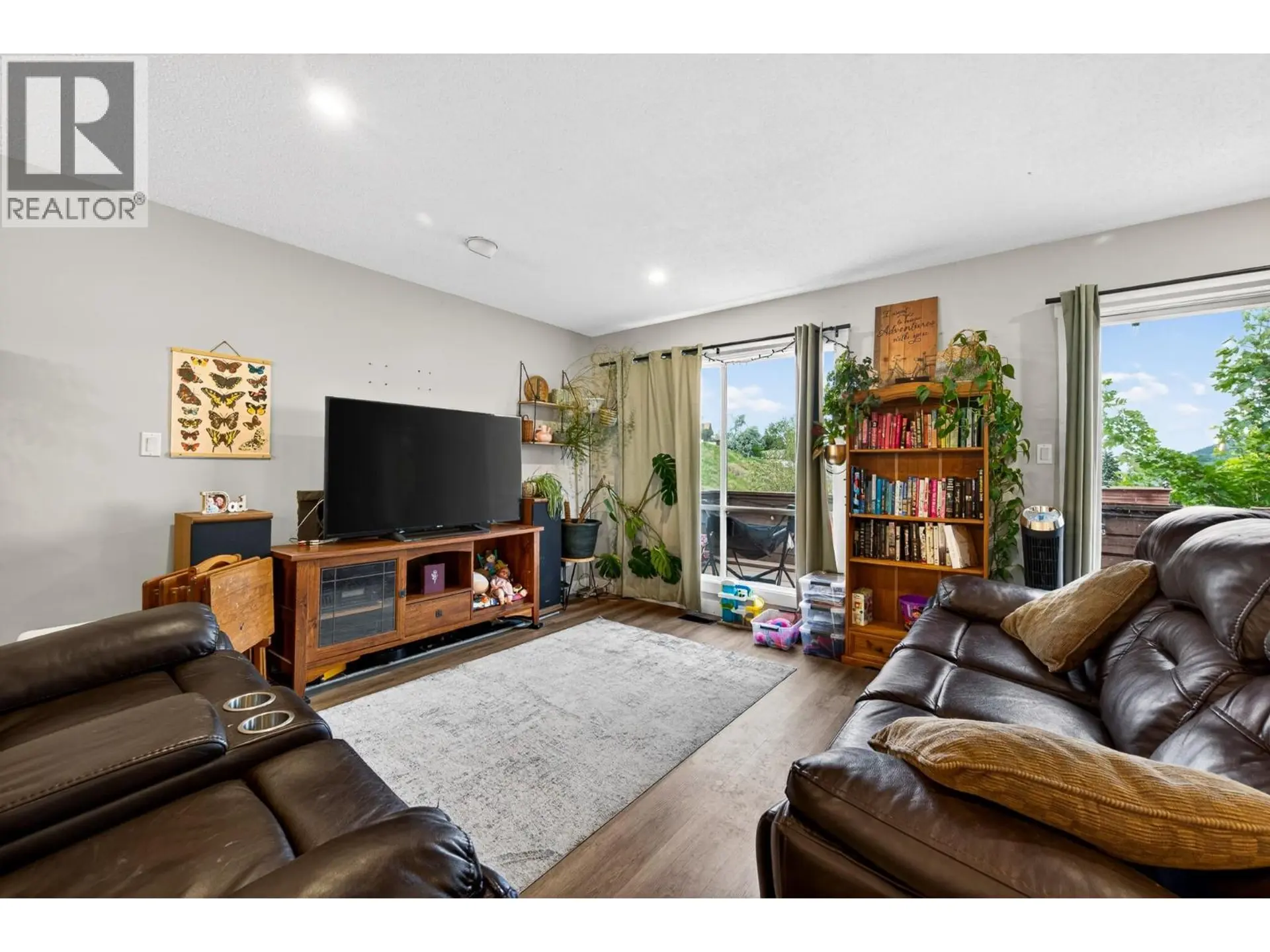 #9 250 Pemberton Terrace - Image 5