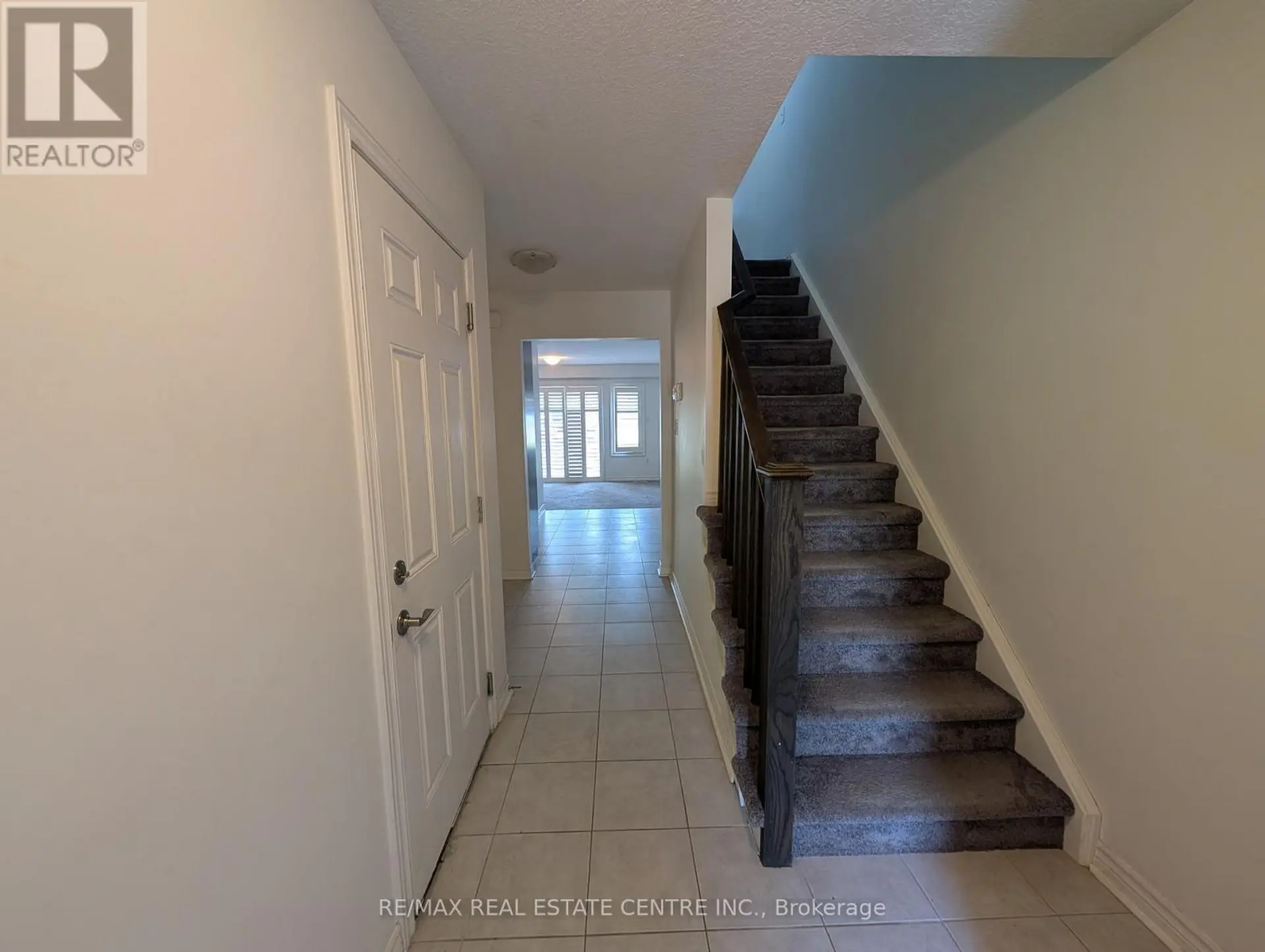 30 OLDFIELD DRIVE - Image 2