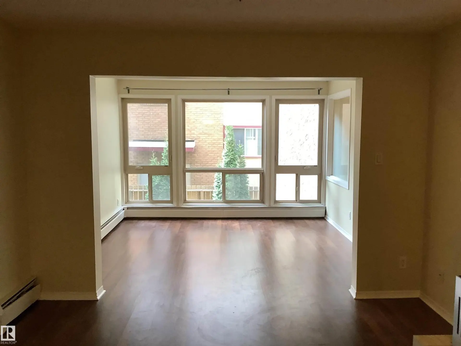 #207 10171 119 ST NW - Image 16