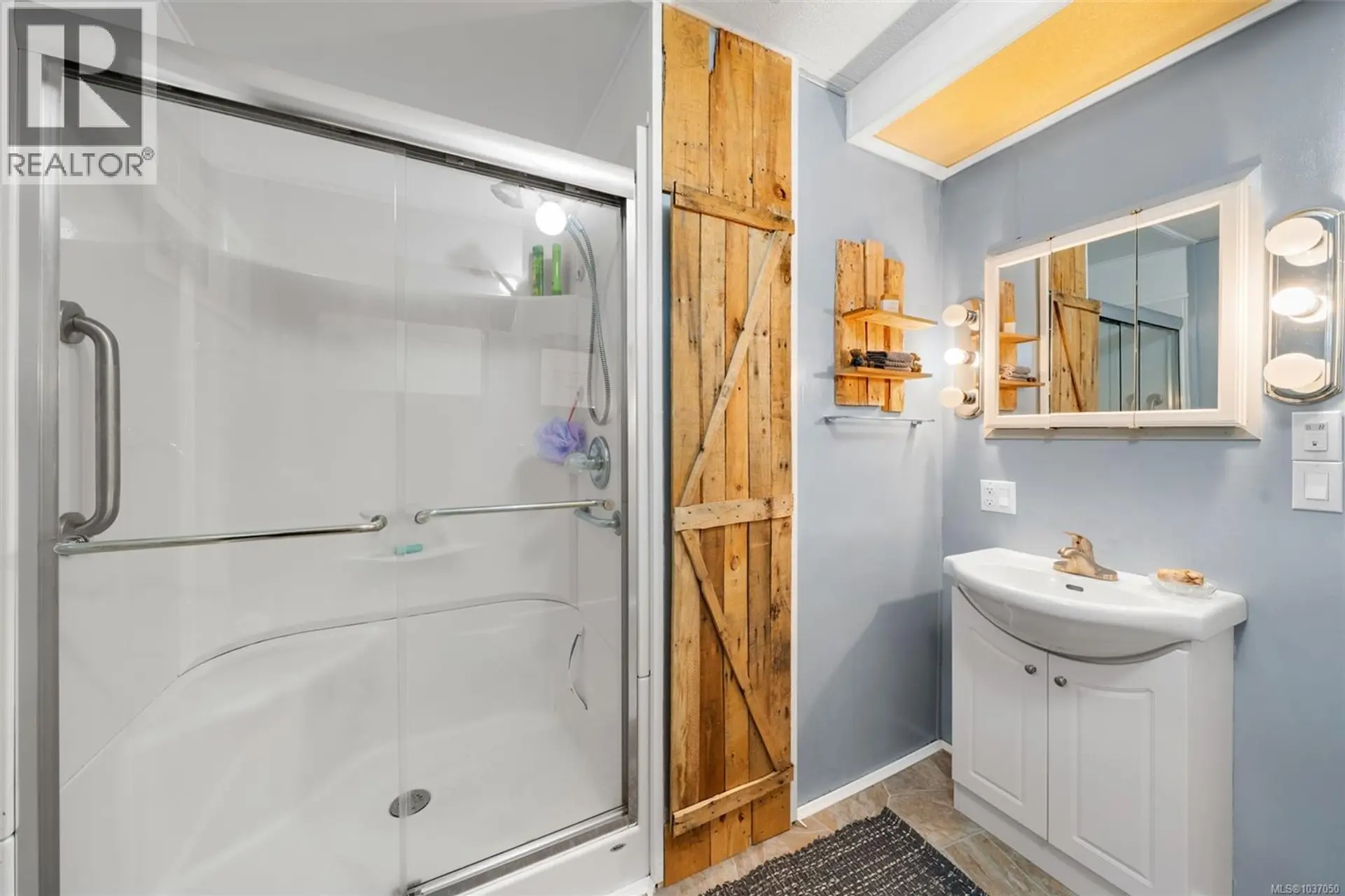 2129 Summergate Blvd - Image 11