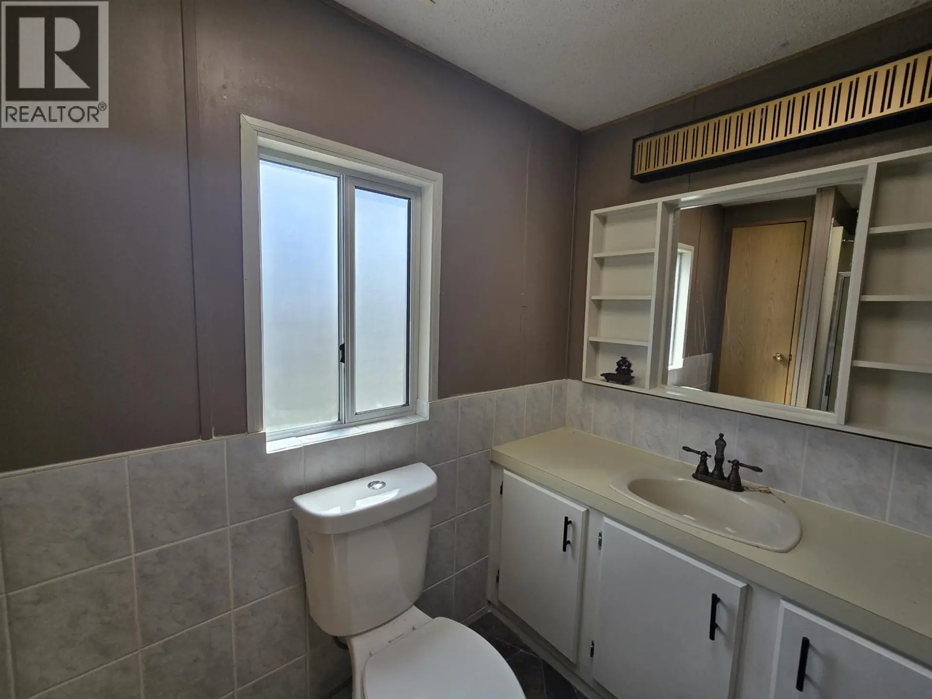 4836 CLARKE AVENUE - Image 7