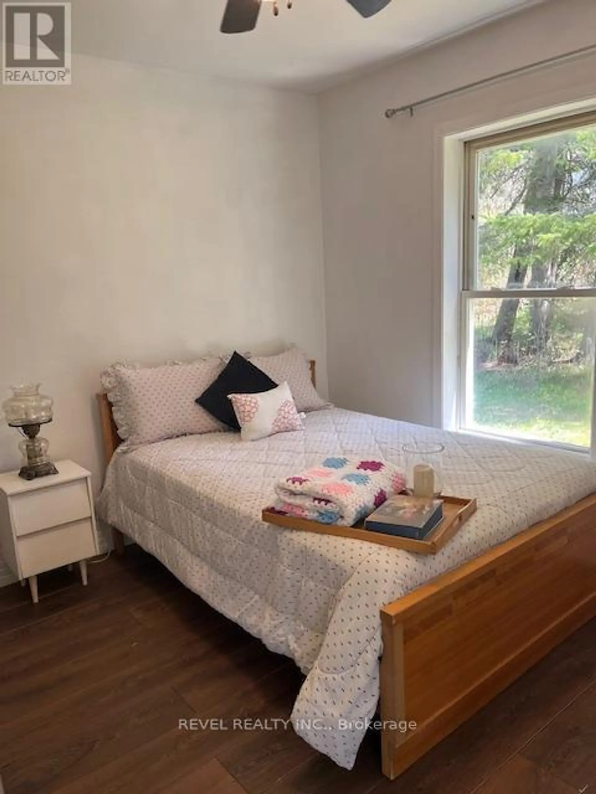 4 AL'S AVENUE - Image 10
