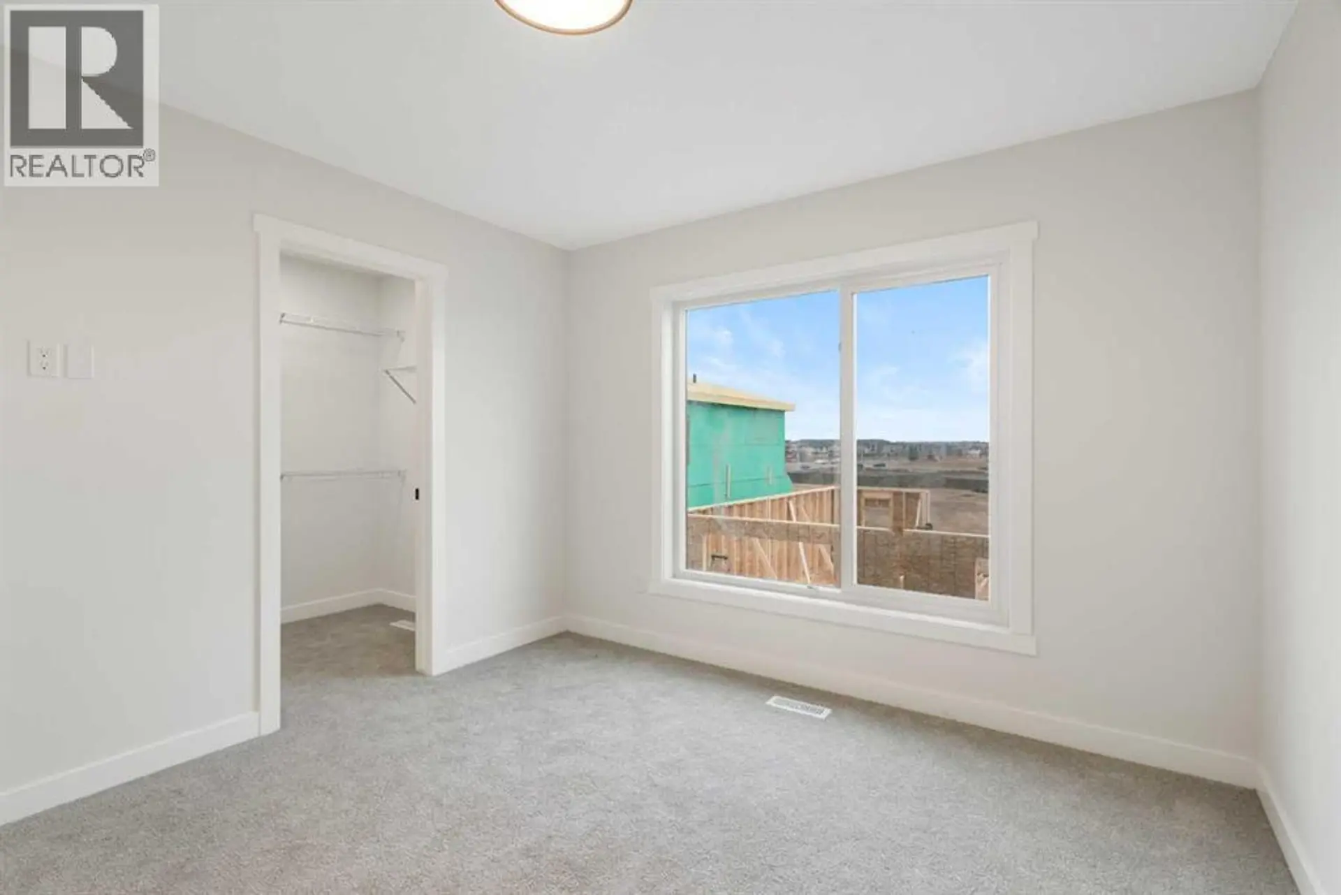 8808 48 Street NE - Image 7
