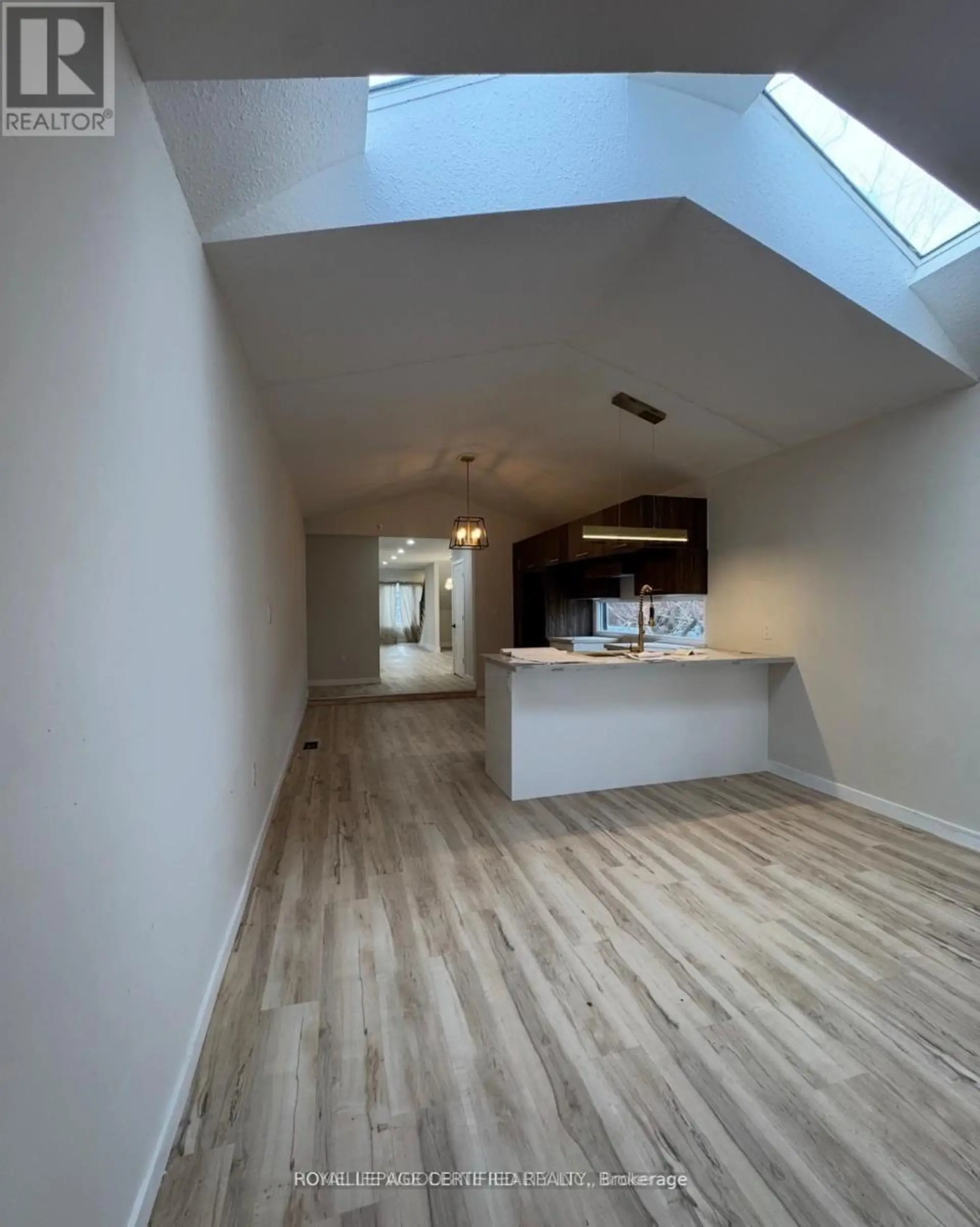 5759 ROBINSON STREET - Image 6