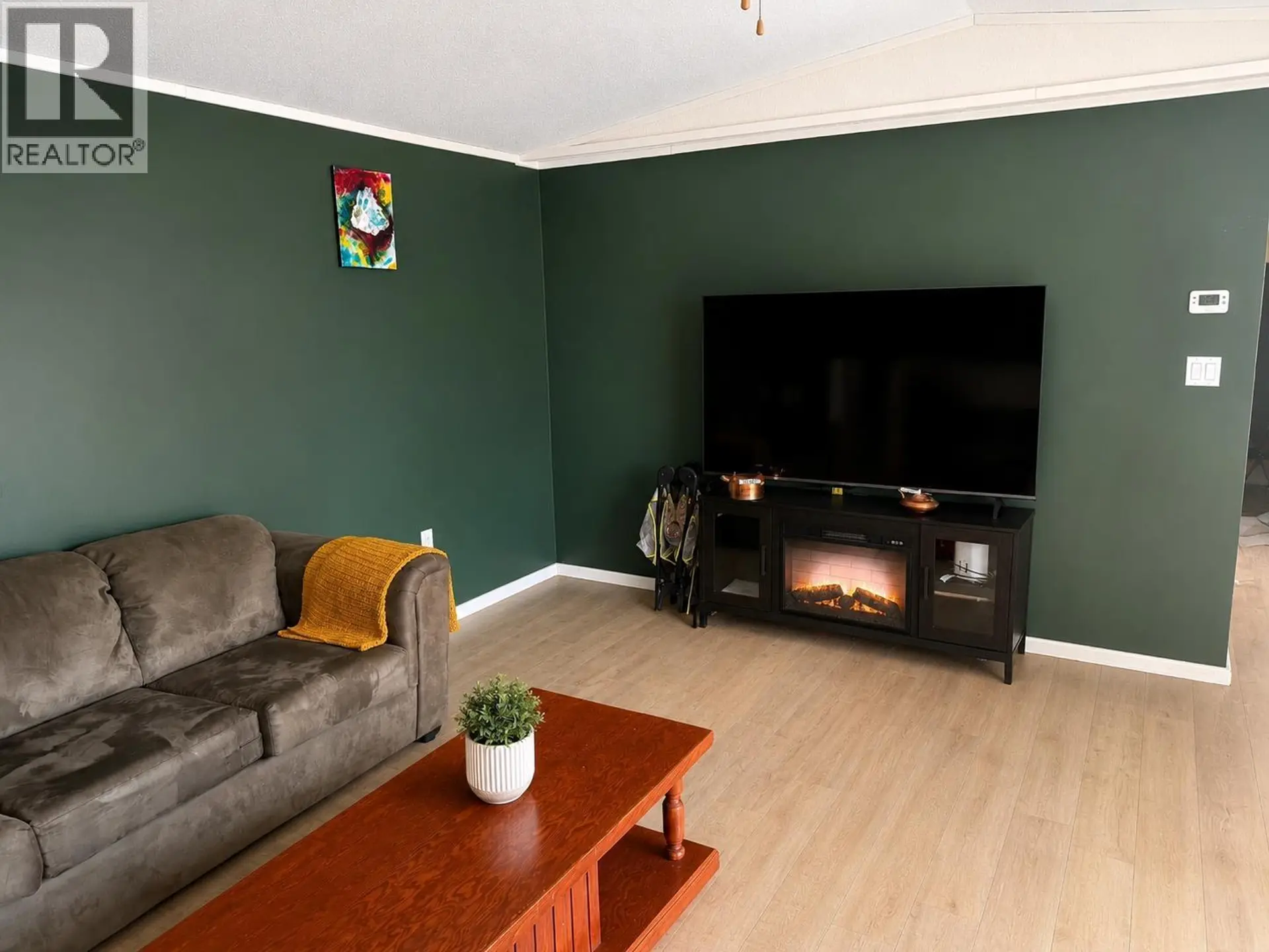 10416 99 STREET - Image 4