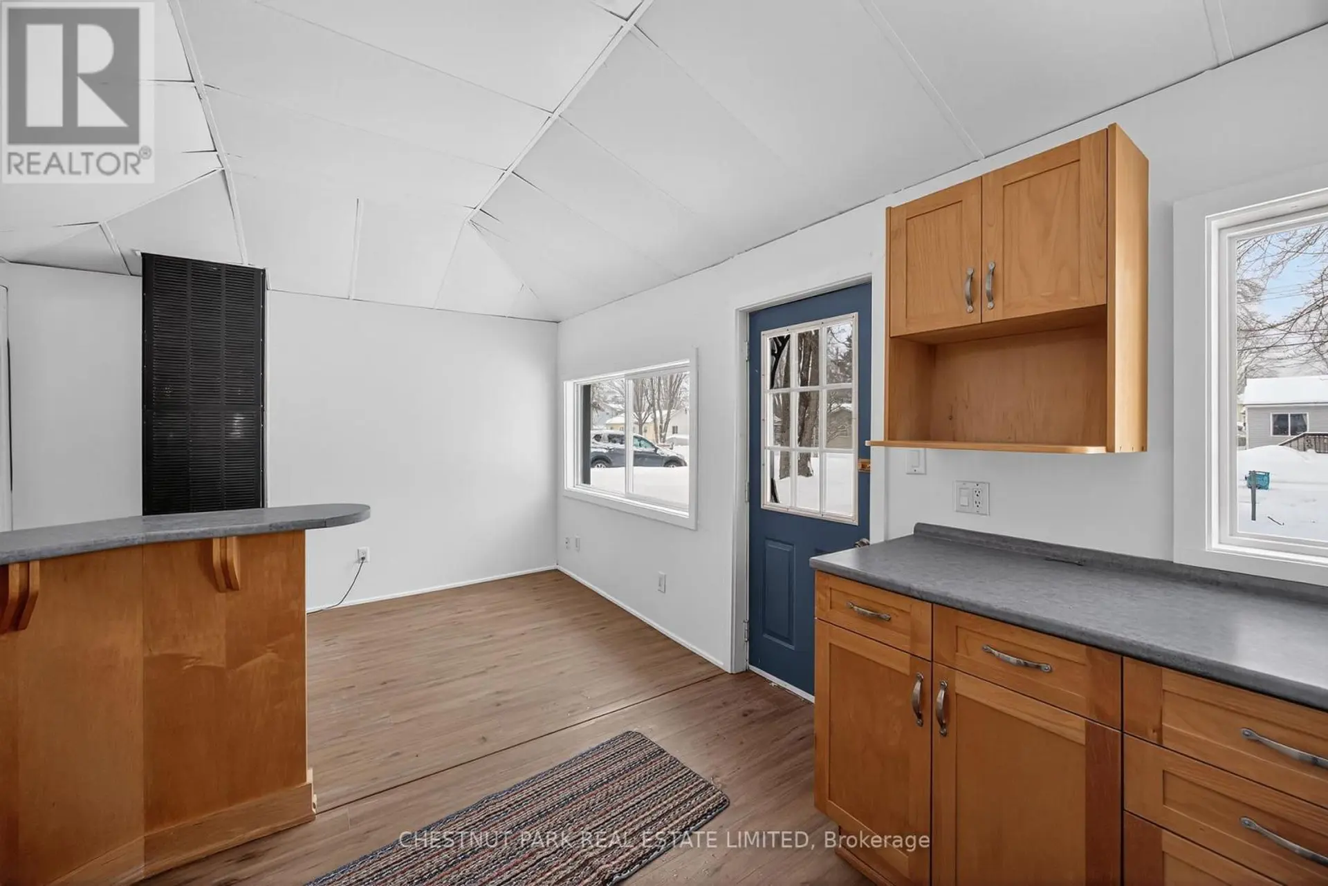 3410 BEACHVIEW AVENUE - Image 5