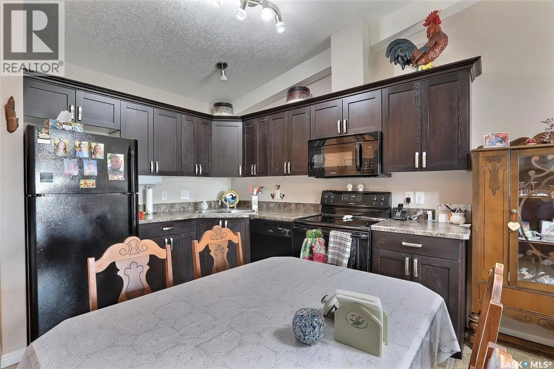 #401 1501 15th STREET E - Image 3